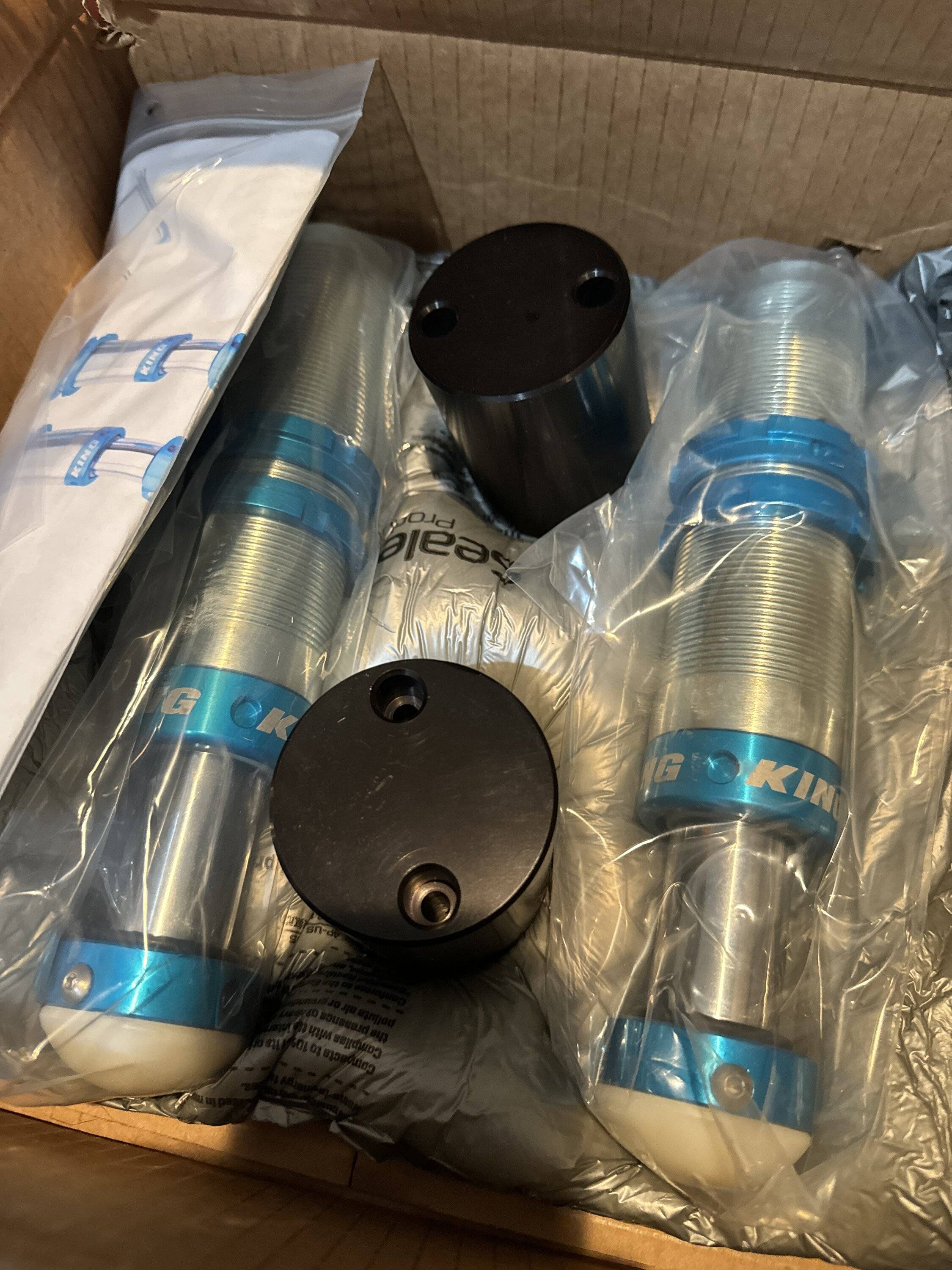 Jeep Gladiator JT EVO Coilover Kit - Front and Rear Brand new in box IMG-3528.JPG