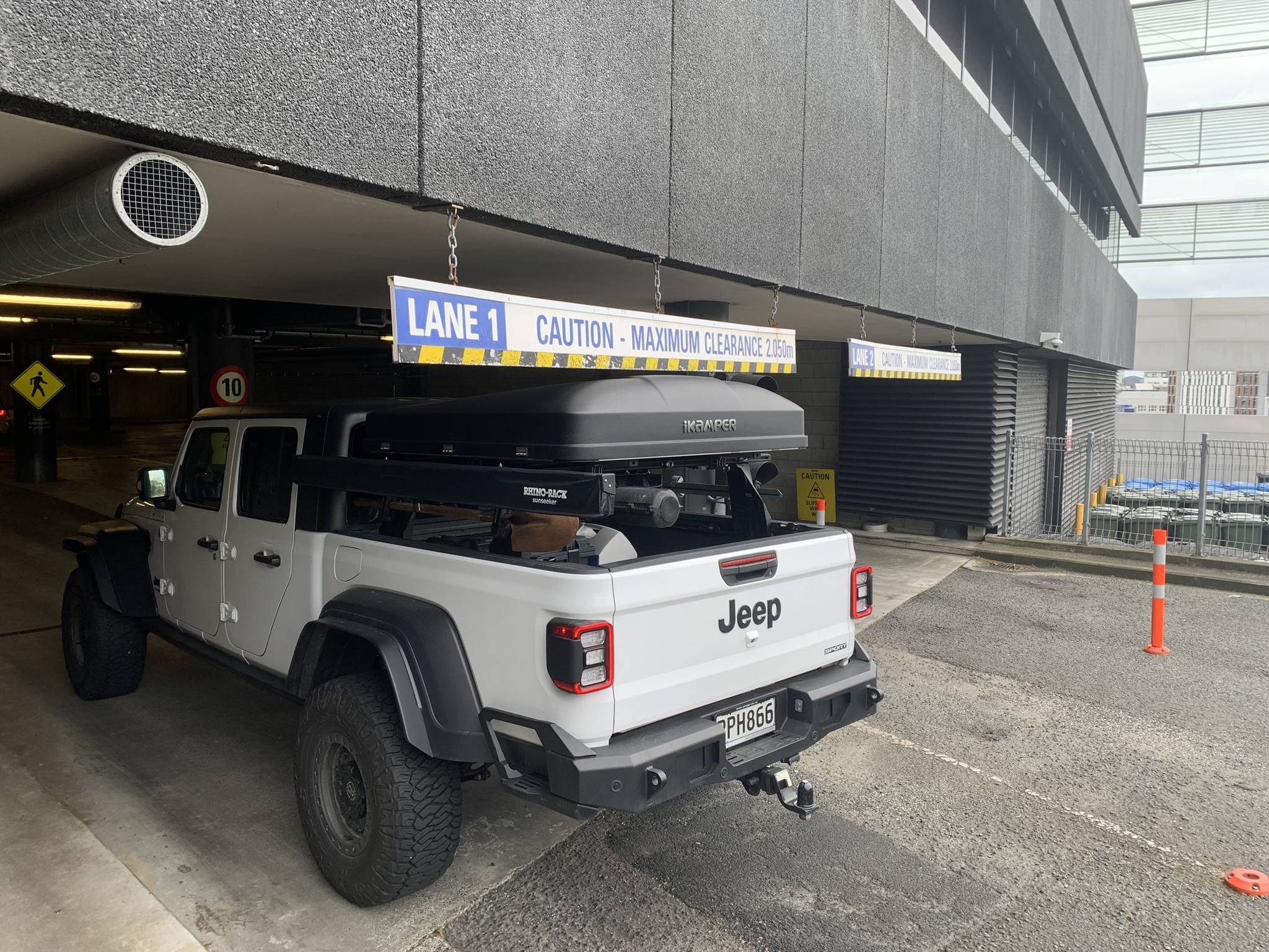 Jeep Gladiator Ordered a bunch of Rhino rack stuff from Northridge, will do a review when here IMG_0751.JPEG