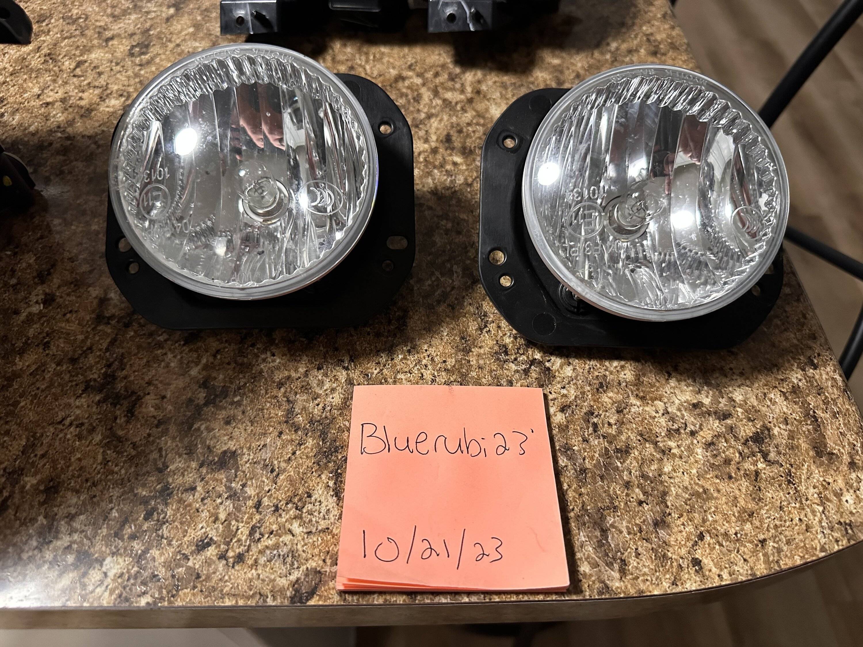 Jeep Gladiator OEM Halogen Lighting (Fogs, Heads, Turn Signals) IMG_0714