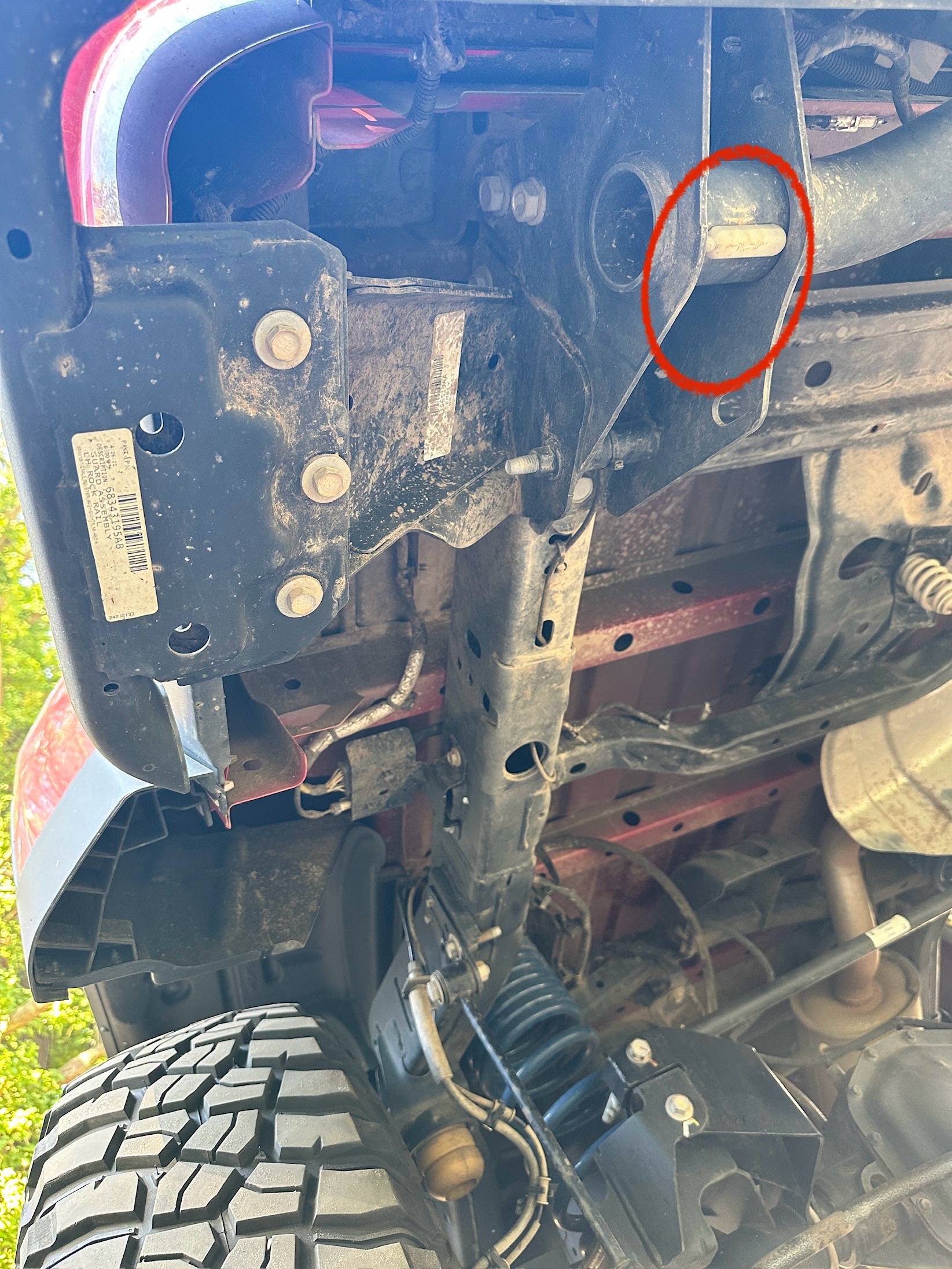 Jeep Gladiator Rock light mounting IMG_2402