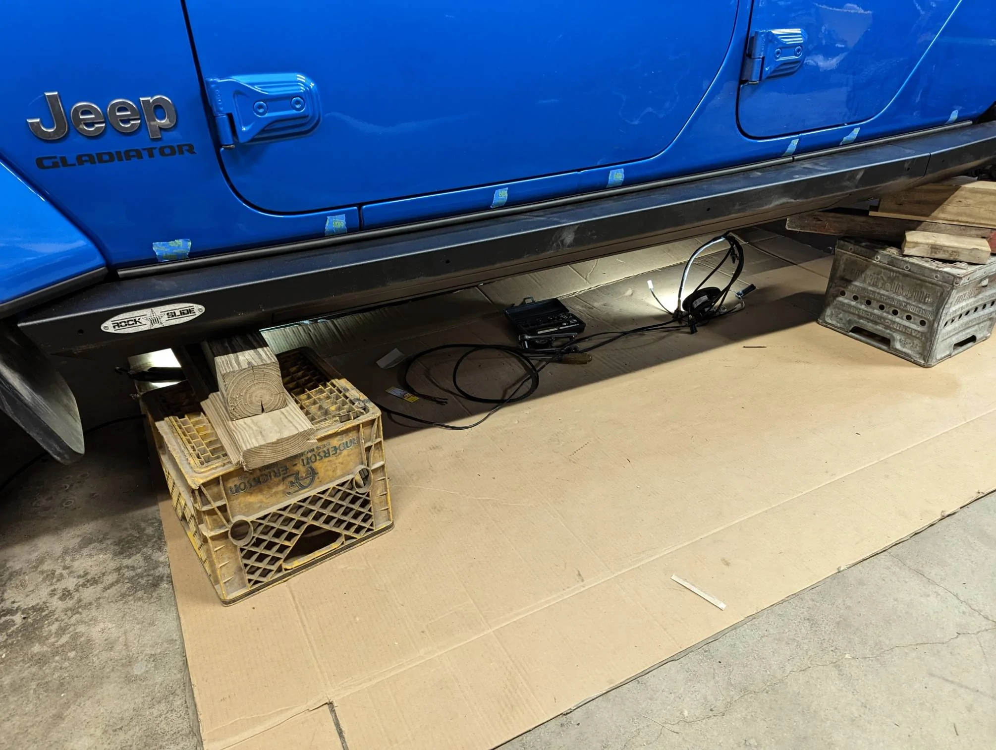 Jeep Gladiator New Gladiator delivered without side steps? PXL_20230325_150820095