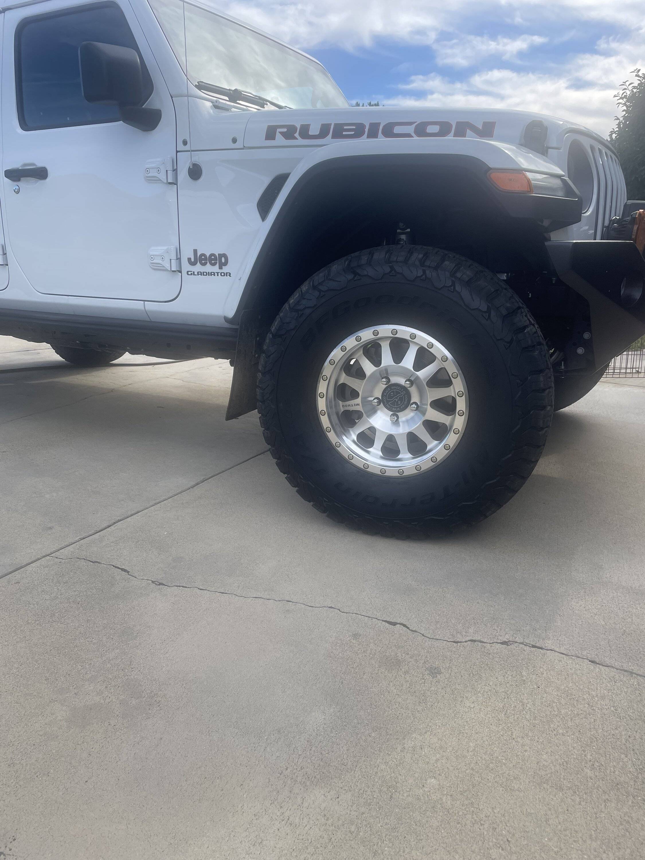 Jeep Gladiator Method Wheels showoff your setup IMG_7283