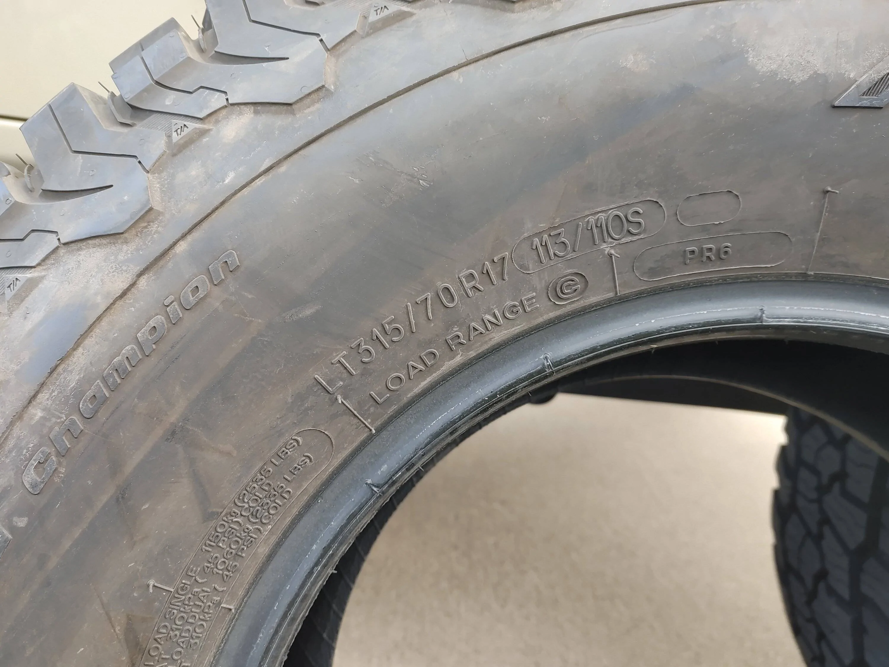 Jeep Gladiator 5 BFG Tko2 315 70 17 and Rubicon take off wheels 1030231715a