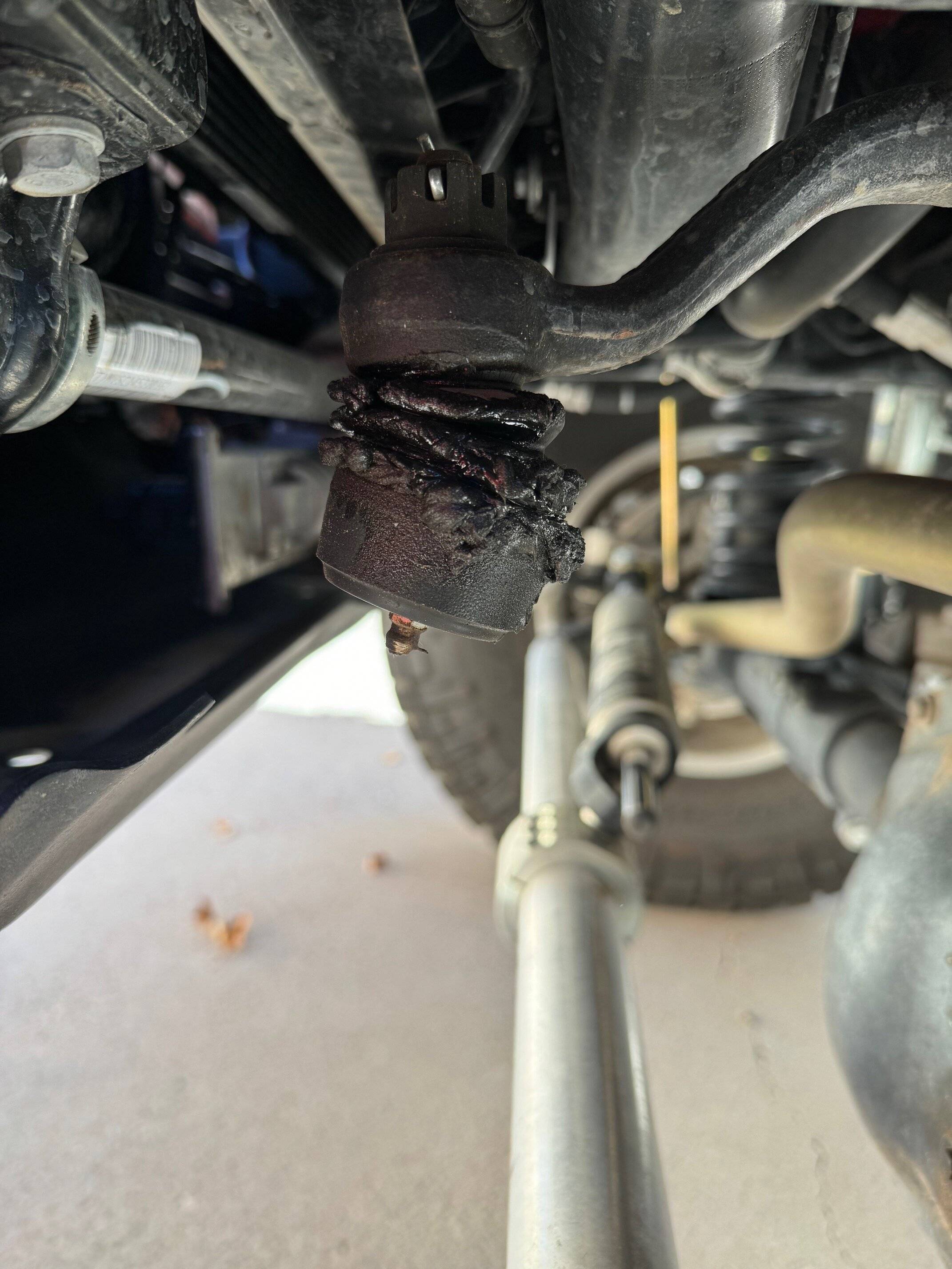 Jeep Gladiator Starting to track down a wobble/shimmy stering 1