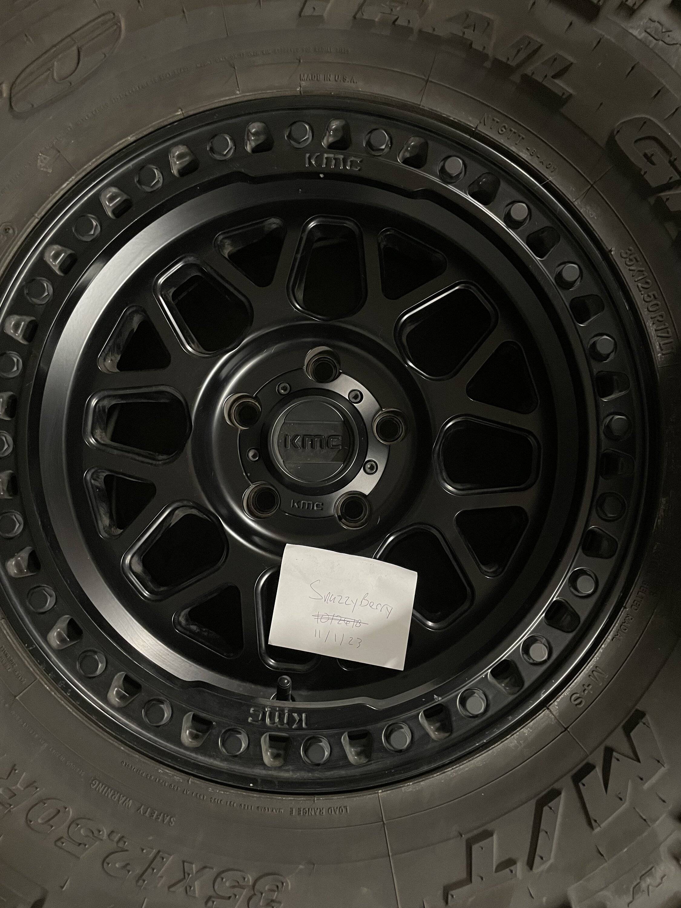 Jeep Gladiator (5) KMC GRS 549 and Nitto Trail Grapplers 35x12.5 r17 IMG_4490