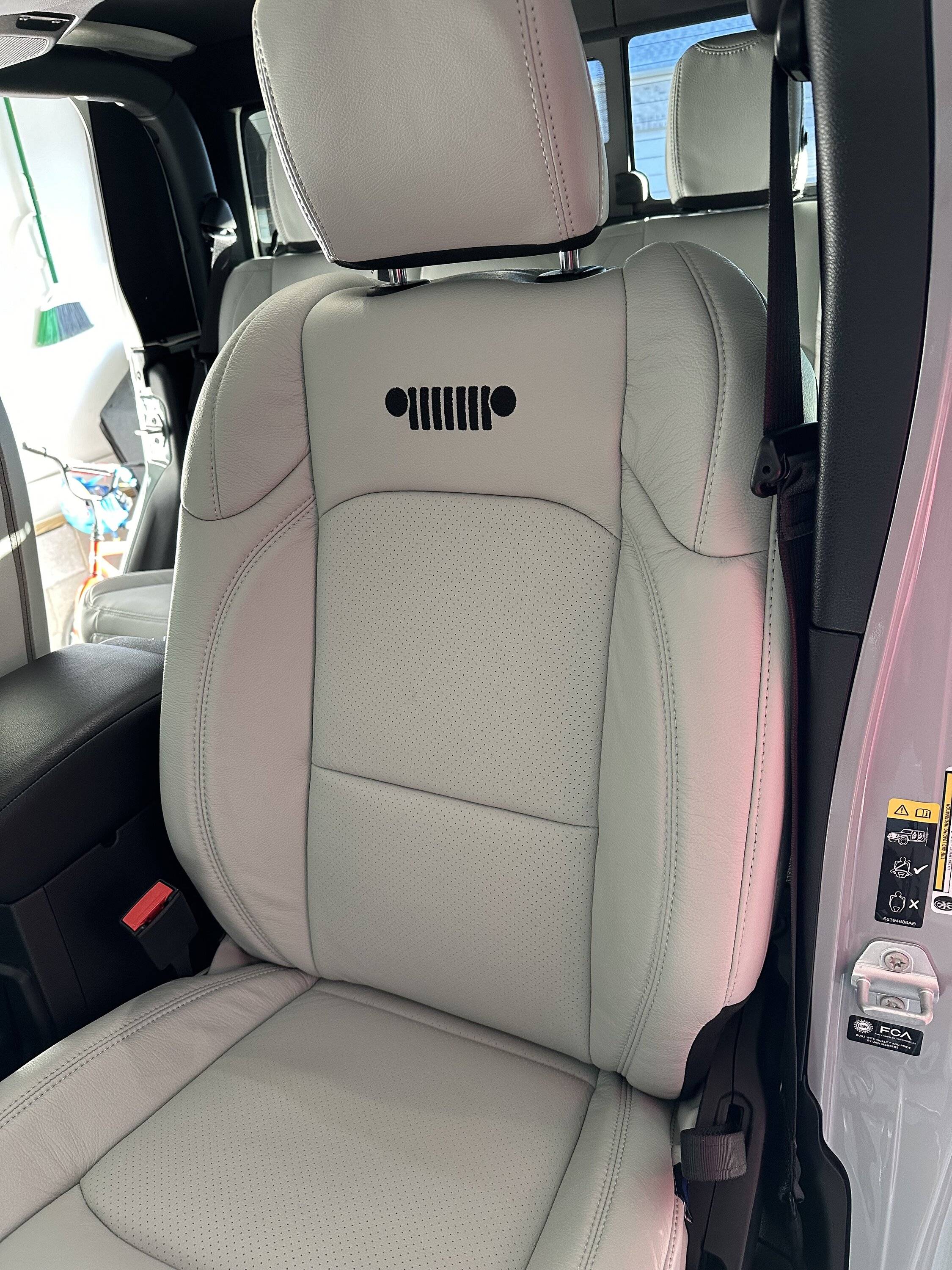 Jeep Gladiator Katzkin leather installed in my 2023 Sport S IMG_0993