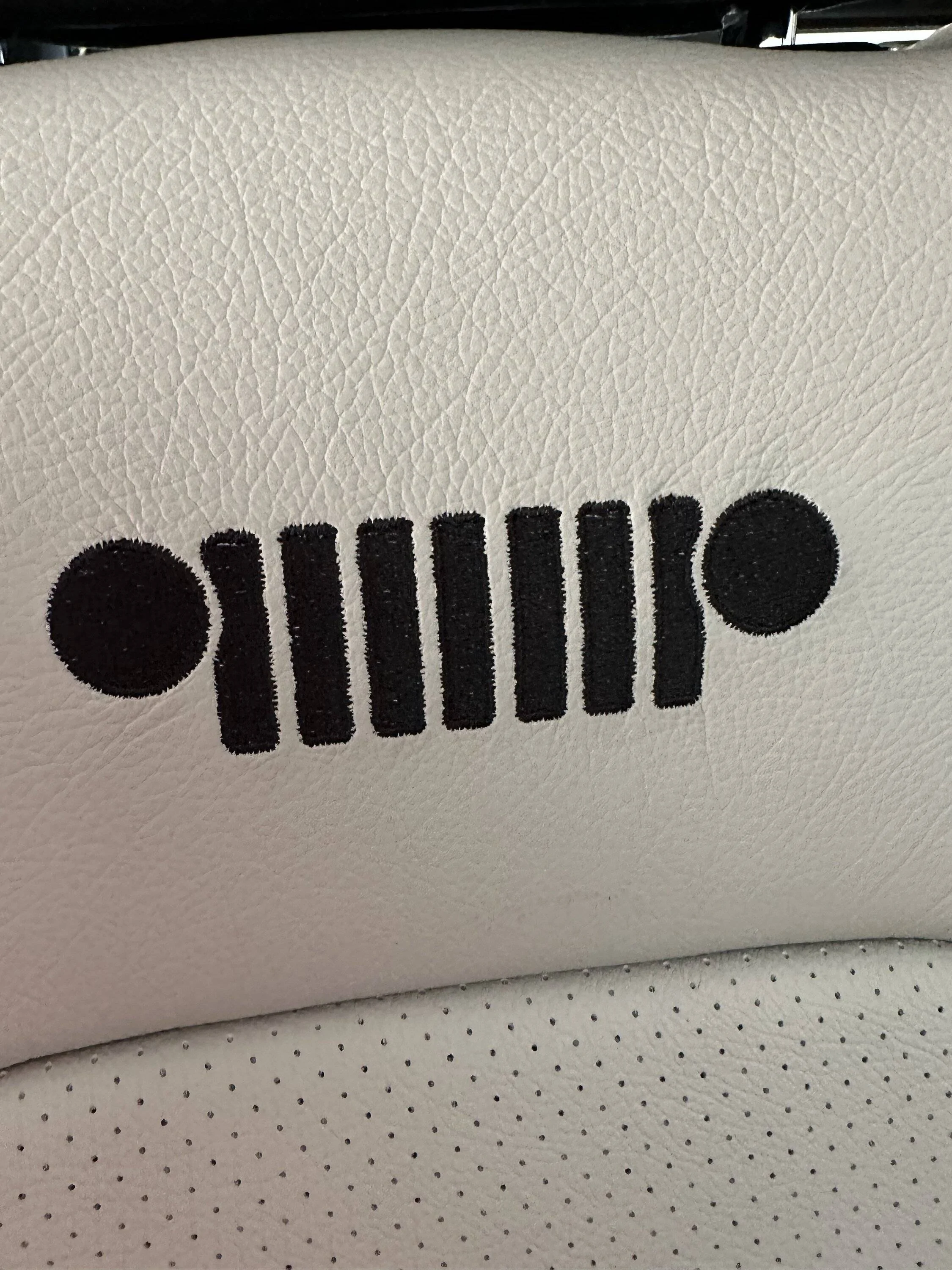 Jeep Gladiator Katzkin leather installed in my 2023 Sport S IMG_0987