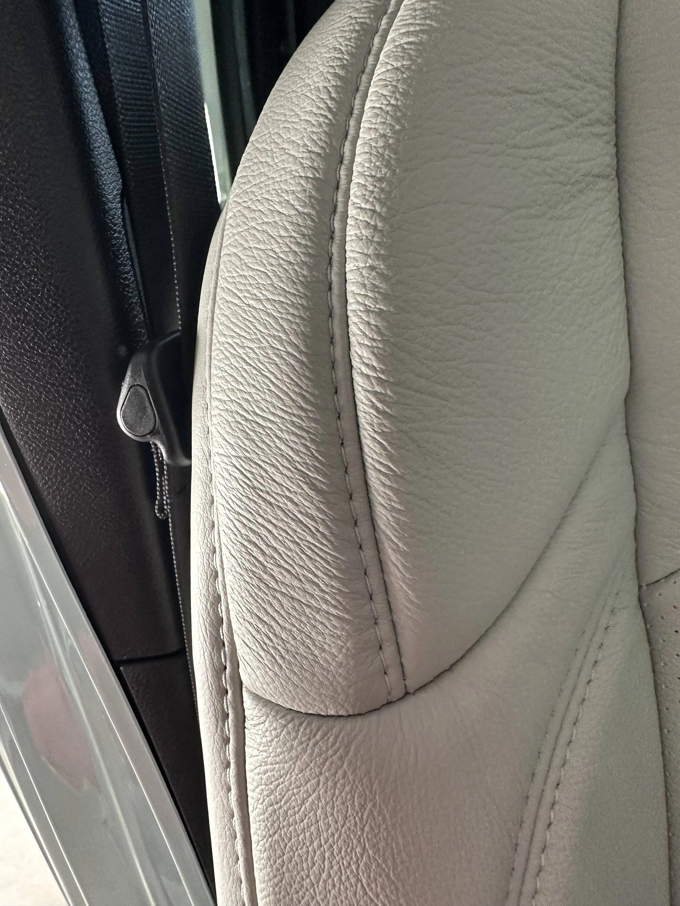 Jeep Gladiator Katzkin leather installed in my 2023 Sport S IMG_0986