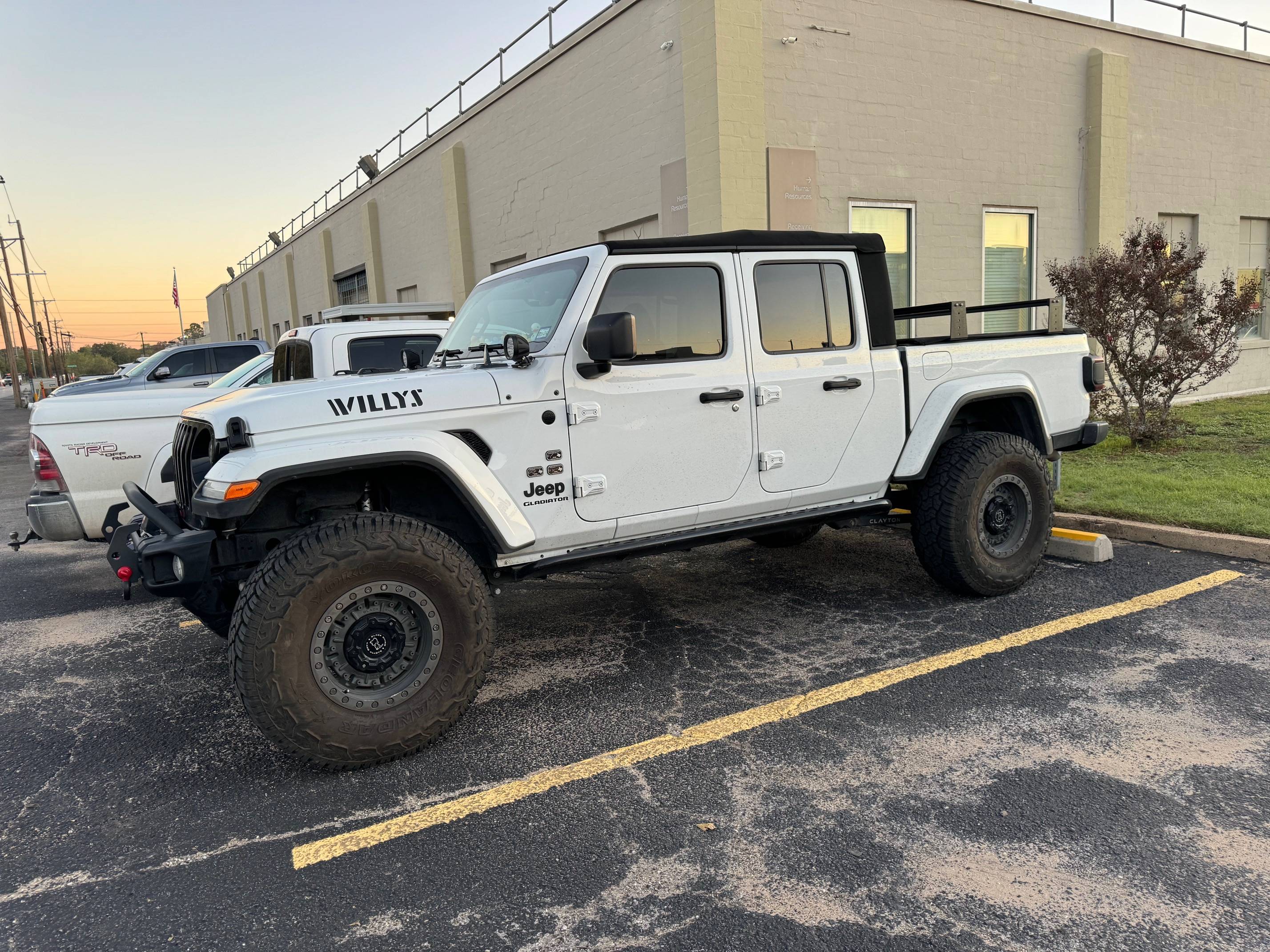 Jeep Gladiator Thinking about switching from Clayton springs to something different...Anyone running Synergy 4" springs? IMG_6636