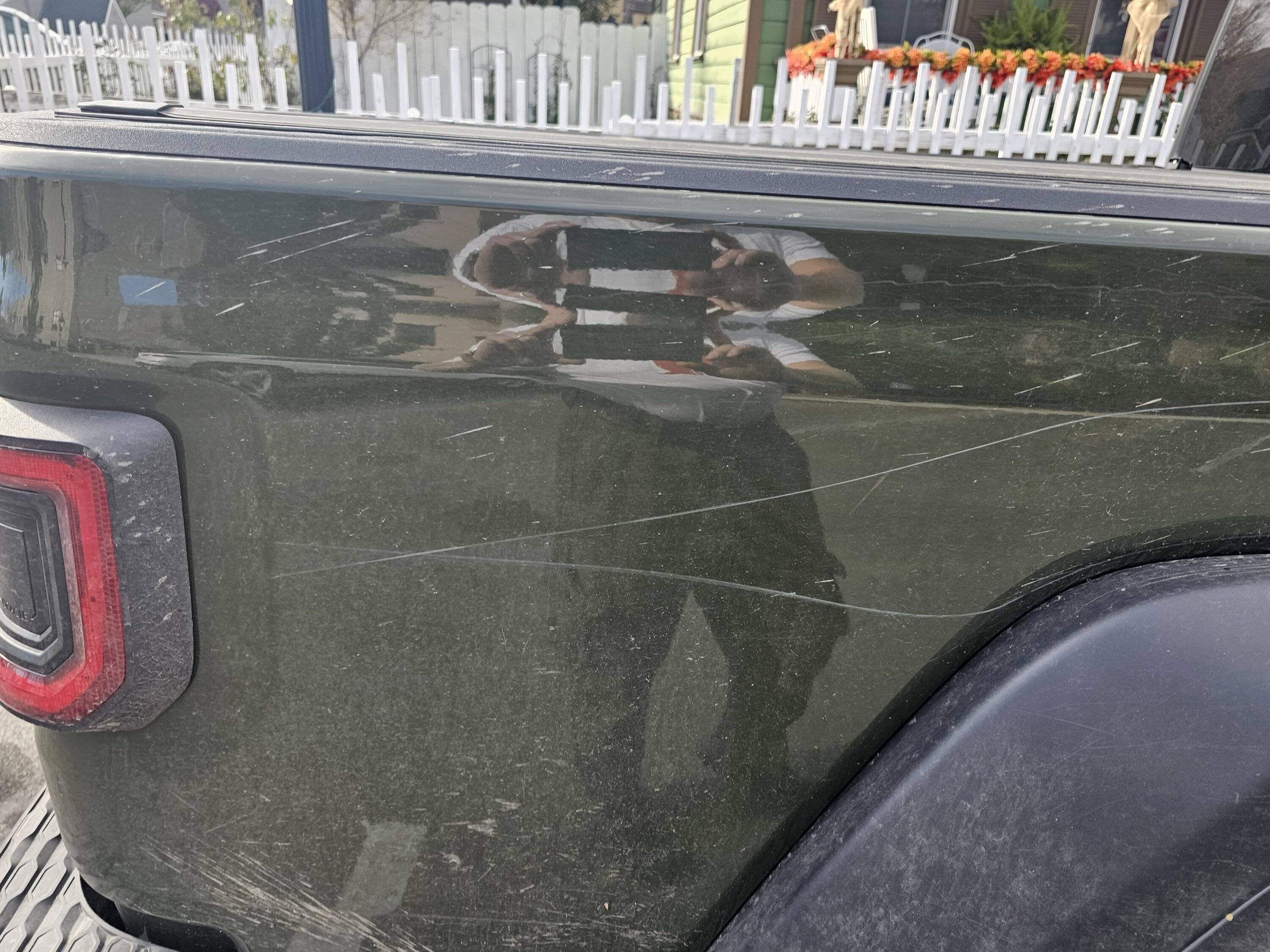 Jeep Gladiator Got my first desert pinstriping! 20231102_143257