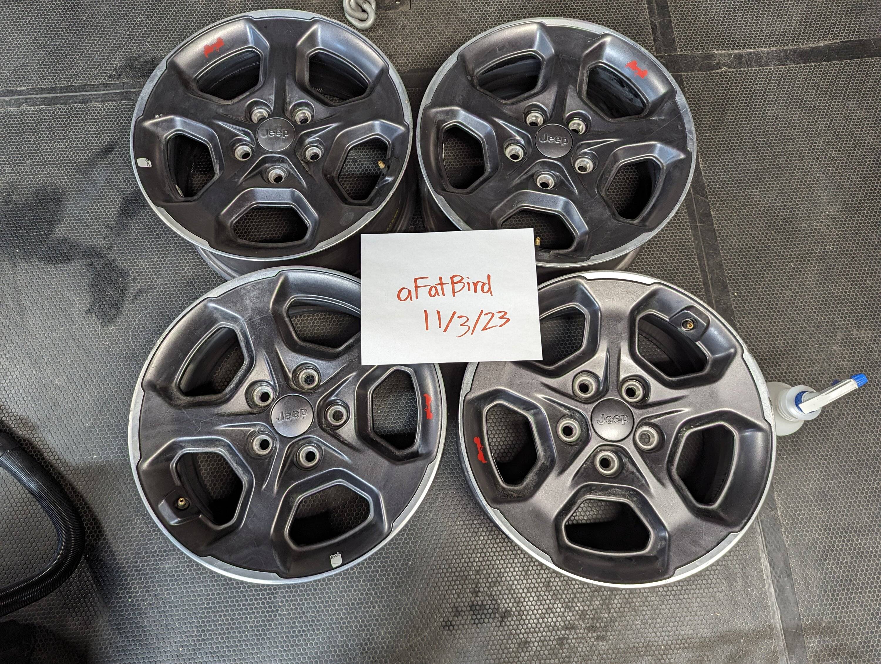 Jeep Gladiator Rubicon Wheels $200 PXL_20231103_234616192