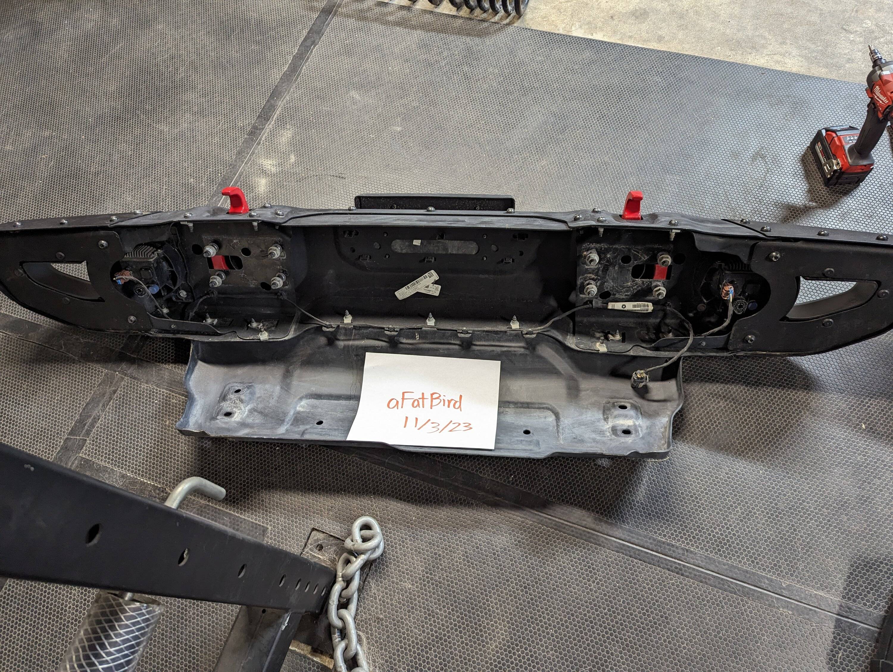 Jeep Gladiator Rubicon Steel Front Bumper $50 PXL_20231104_001431785