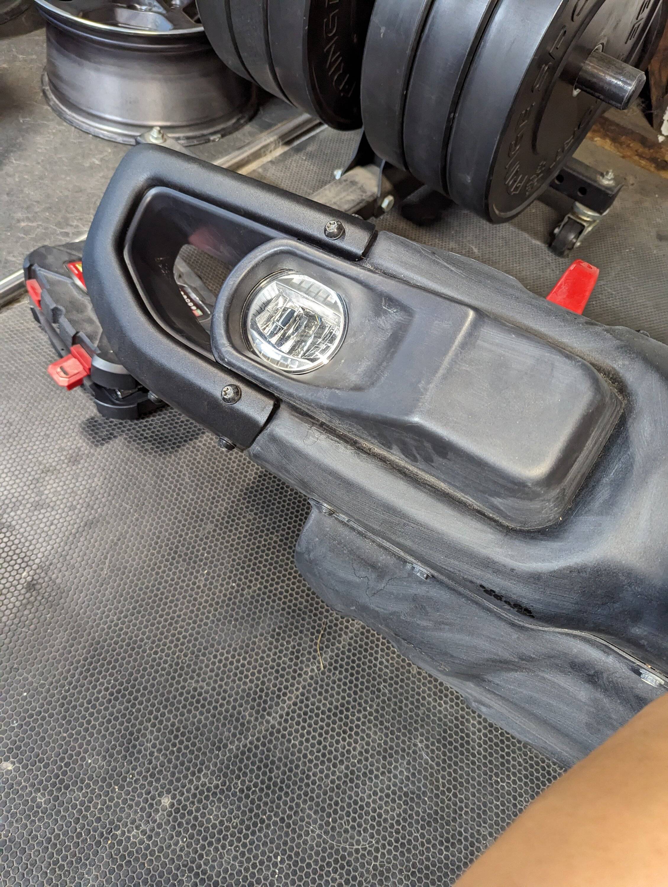 Jeep Gladiator Rubicon Steel Front Bumper $50 PXL_20231104_001457914