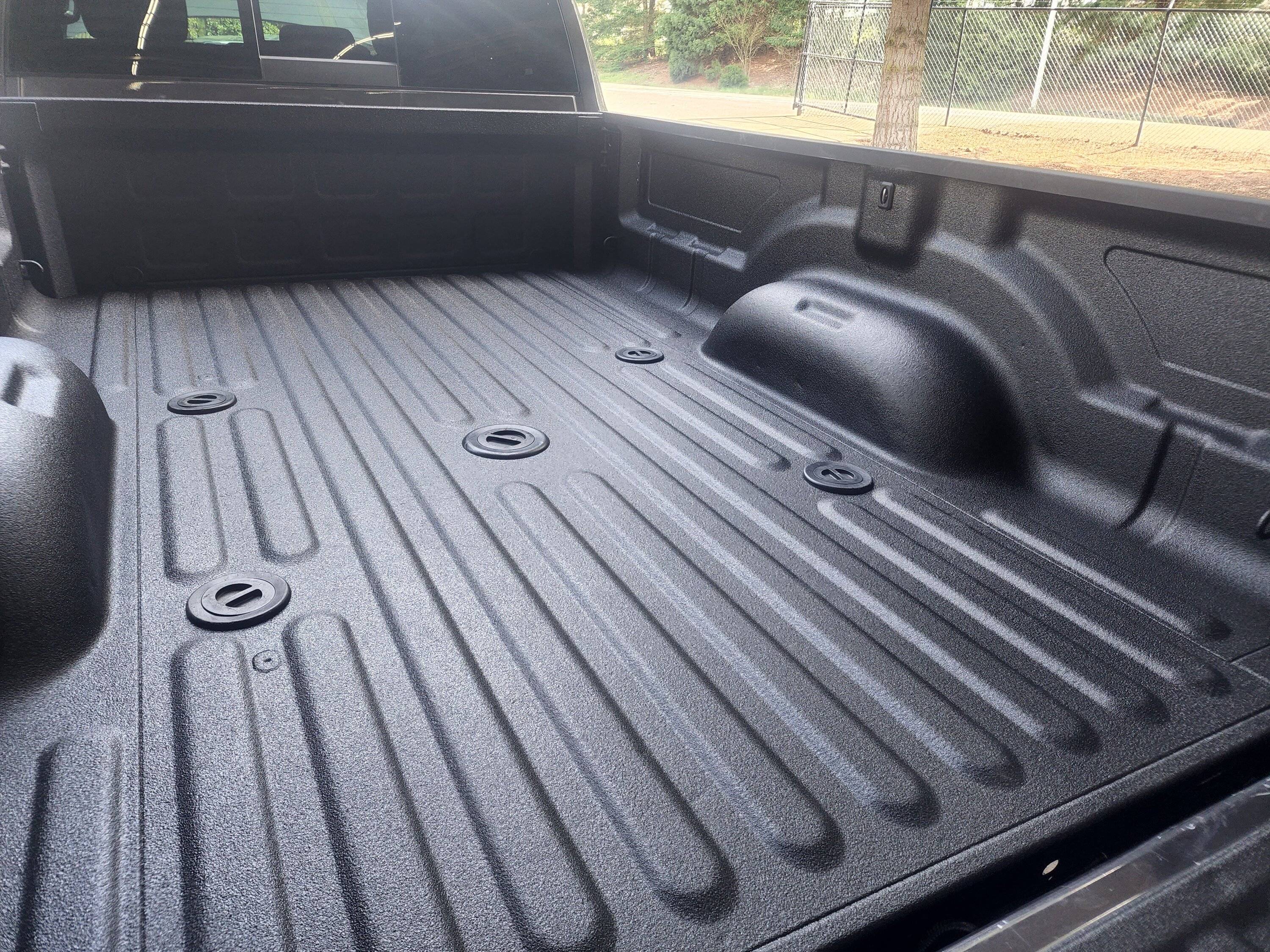 Jeep Gladiator Spray In Bedliner Questions 20220416_152049