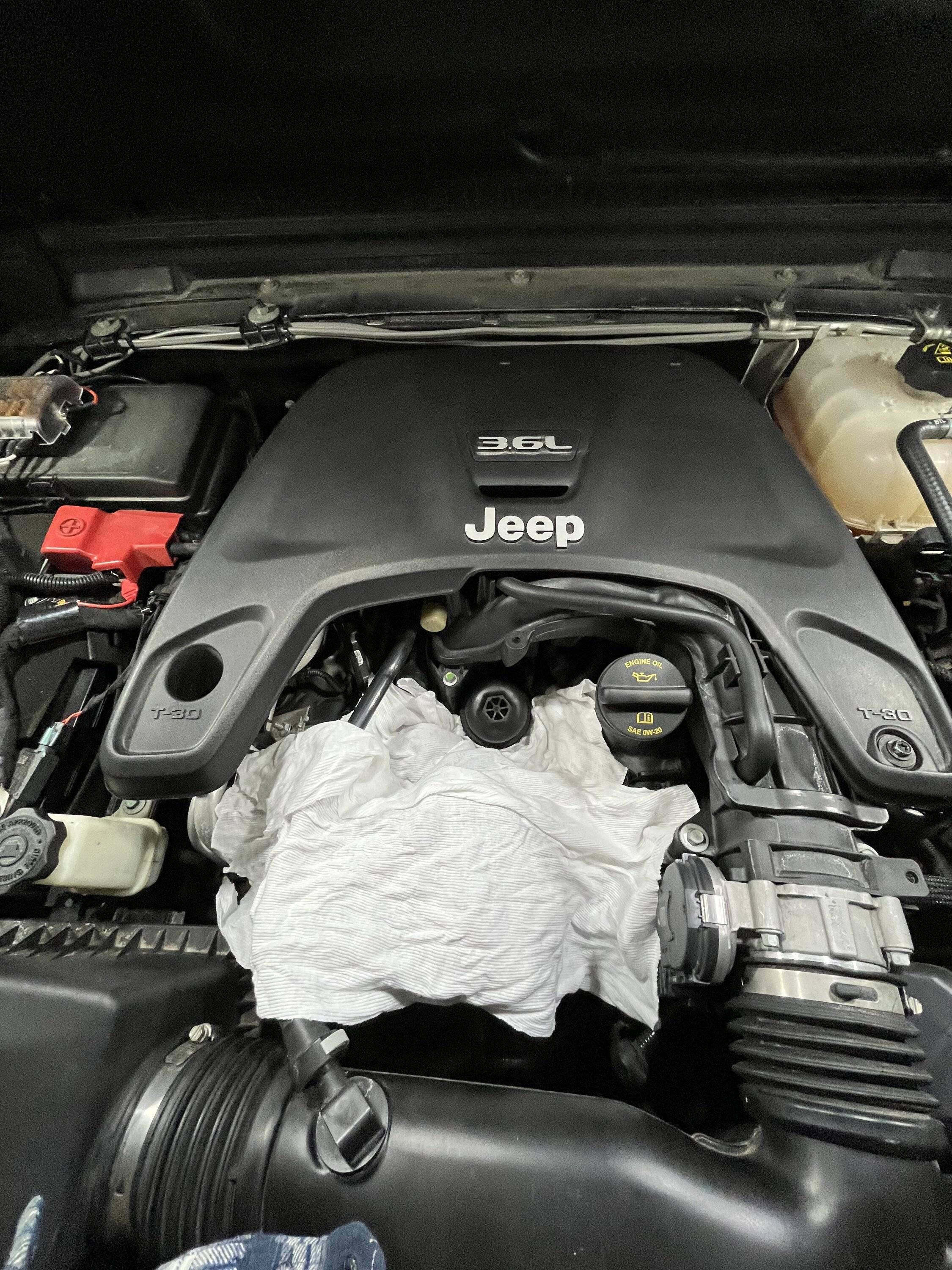 Jeep Gladiator Low oil pressure warning after oil change. IMG_0173