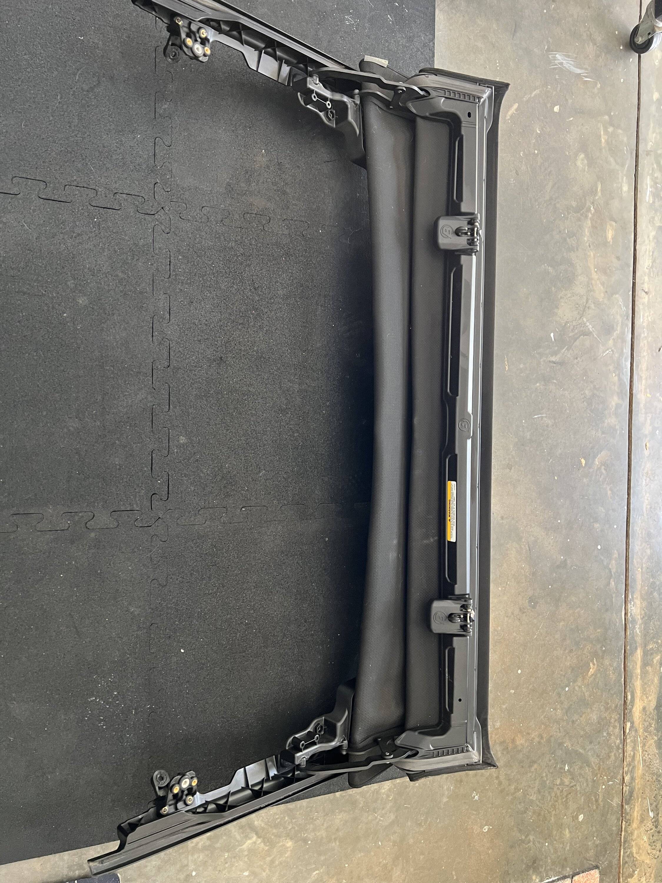 Jeep Gladiator Sunrider Twill $400 IMG_2942