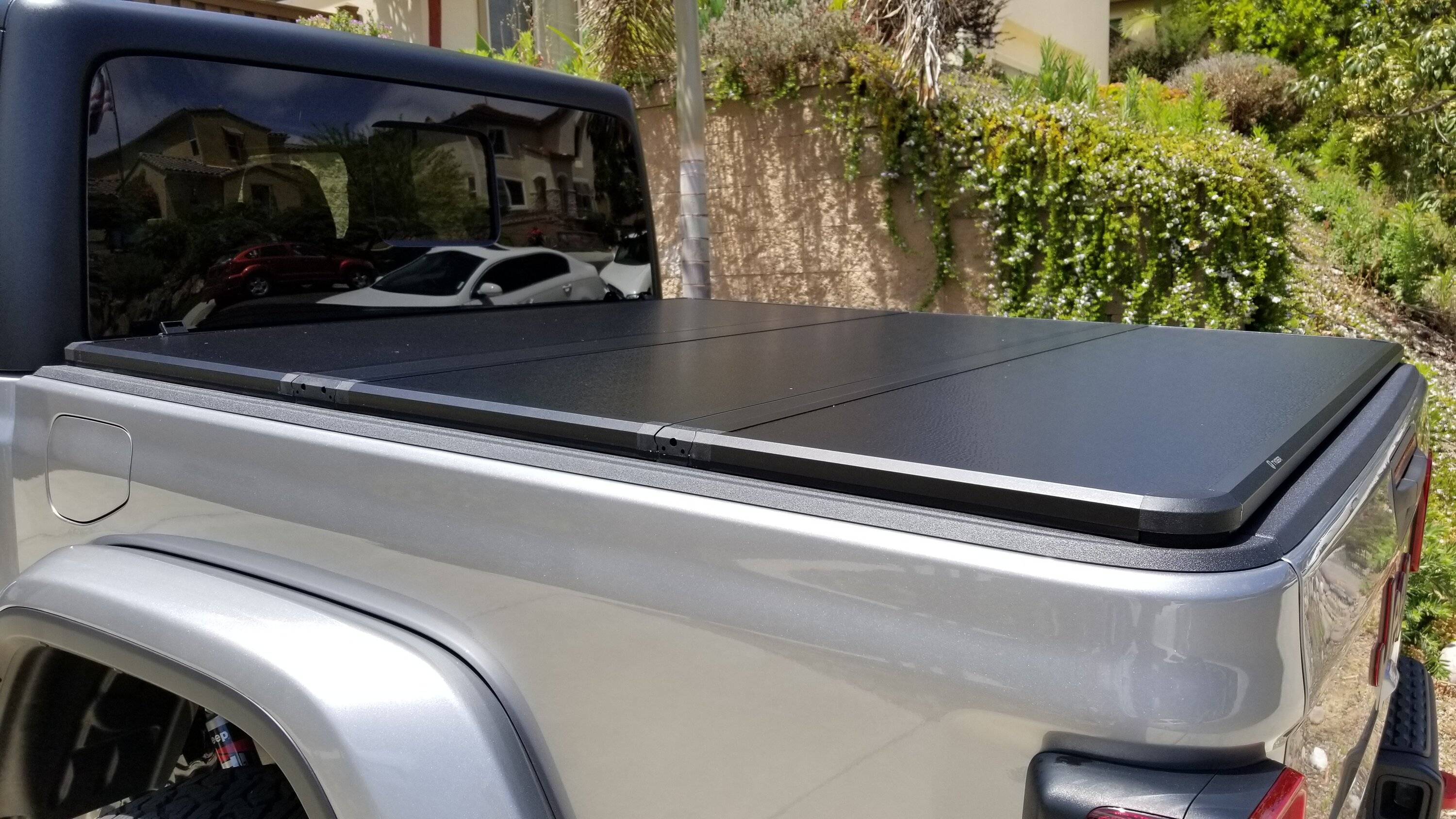 Jeep Gladiator Tyger T5 hard bed cover reviews / feedback? 20200523_115015