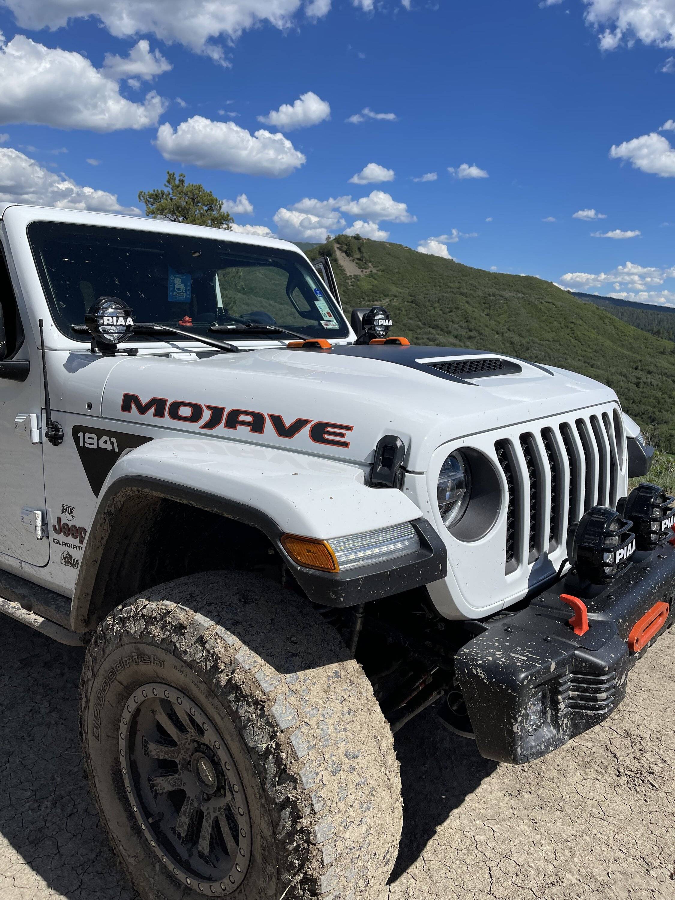 Jeep Gladiator A-Pillar KC or? IMG_0797
