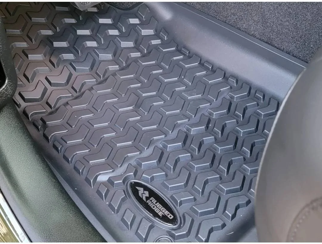 Jeep Gladiator All weather matts Screenshot_20220302-125828_Chrom