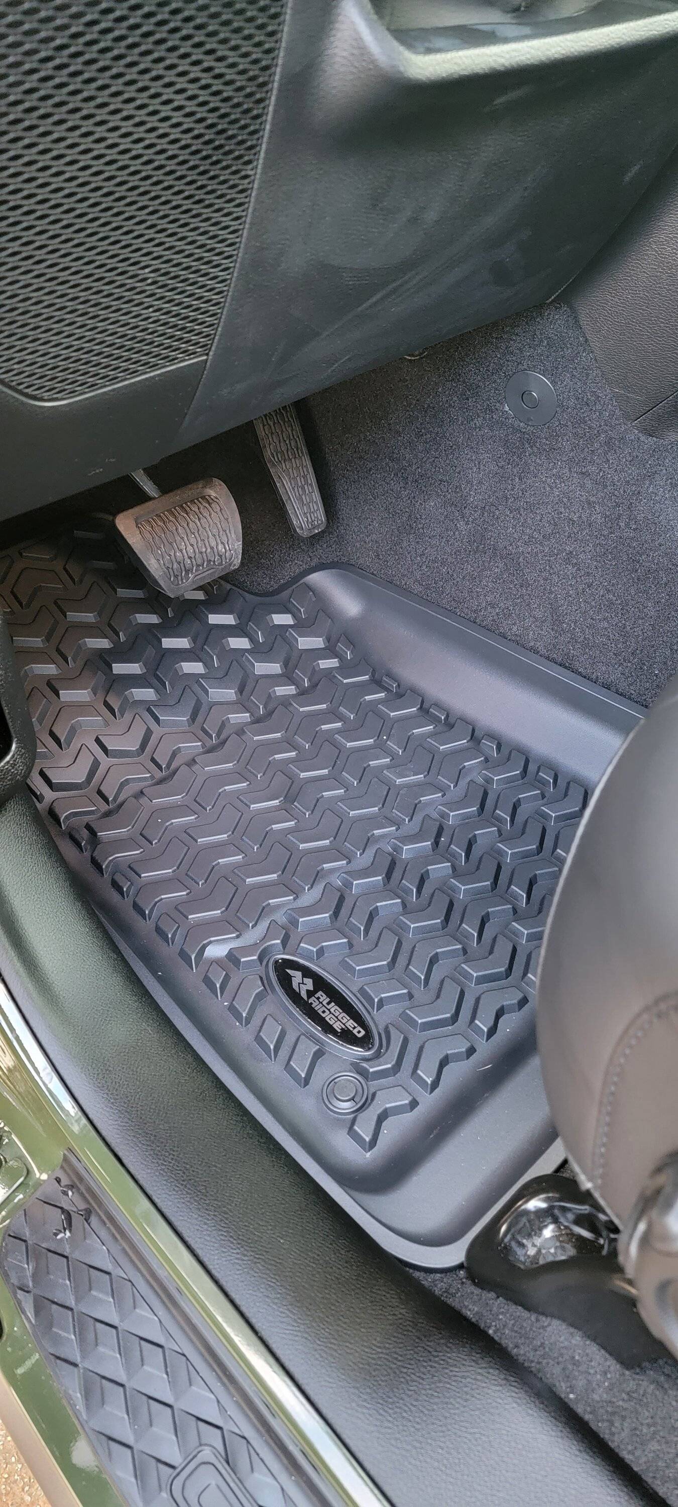 Jeep Gladiator All weather matts 20211229_160659