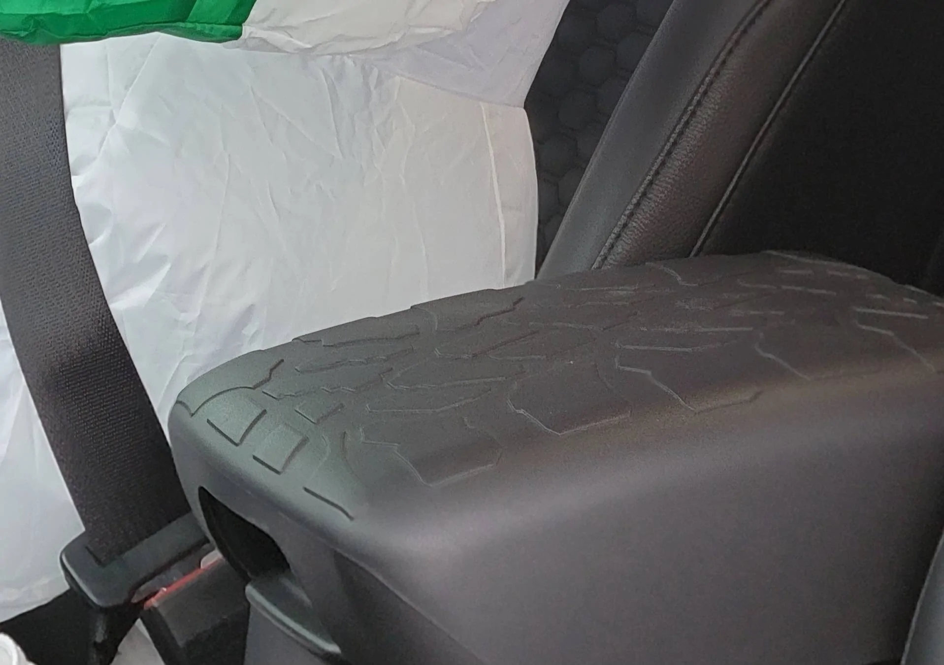 Jeep Gladiator All weather matts 20221210_150816