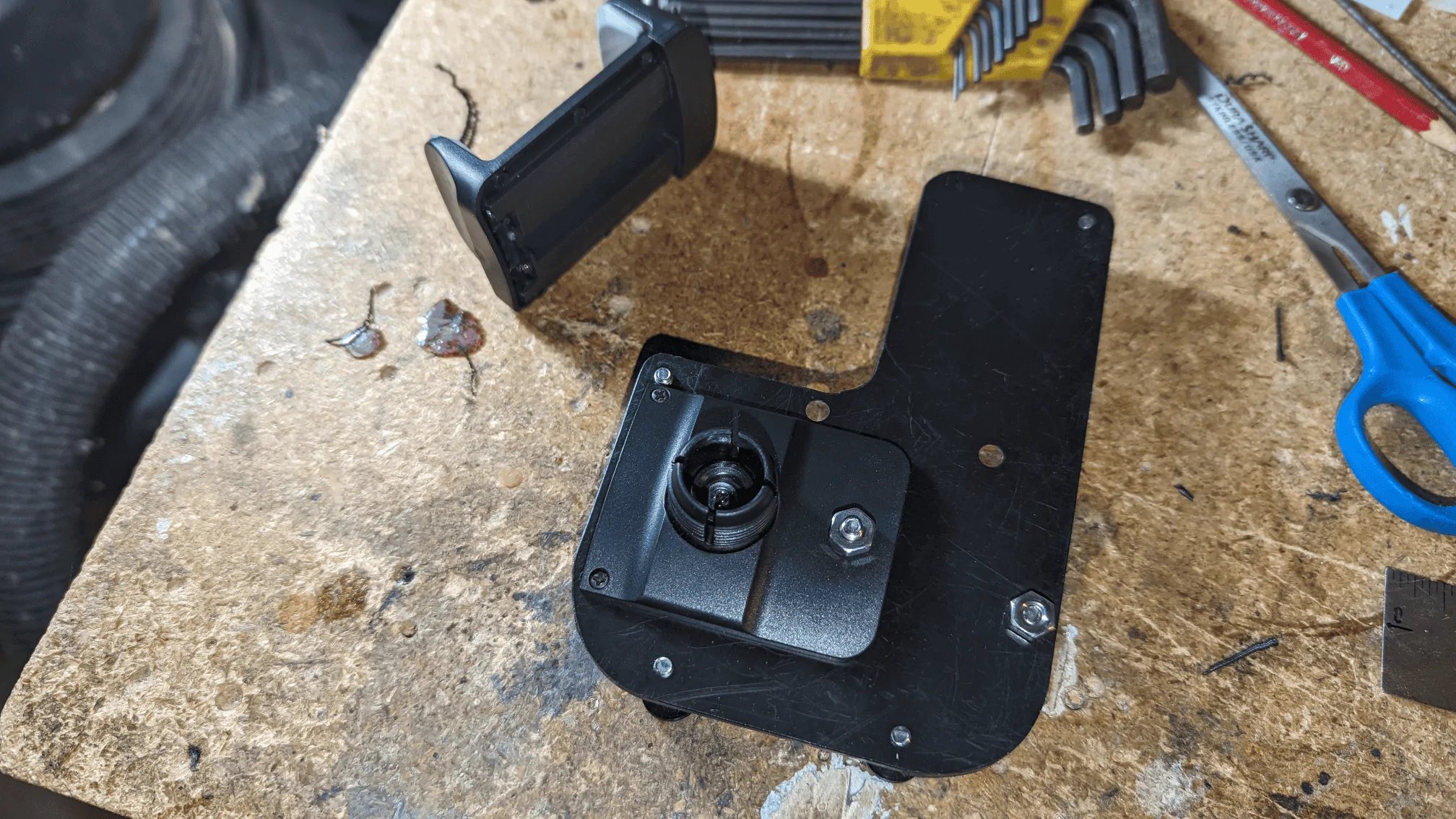 Jeep Gladiator Phone Solutions 1699659851005