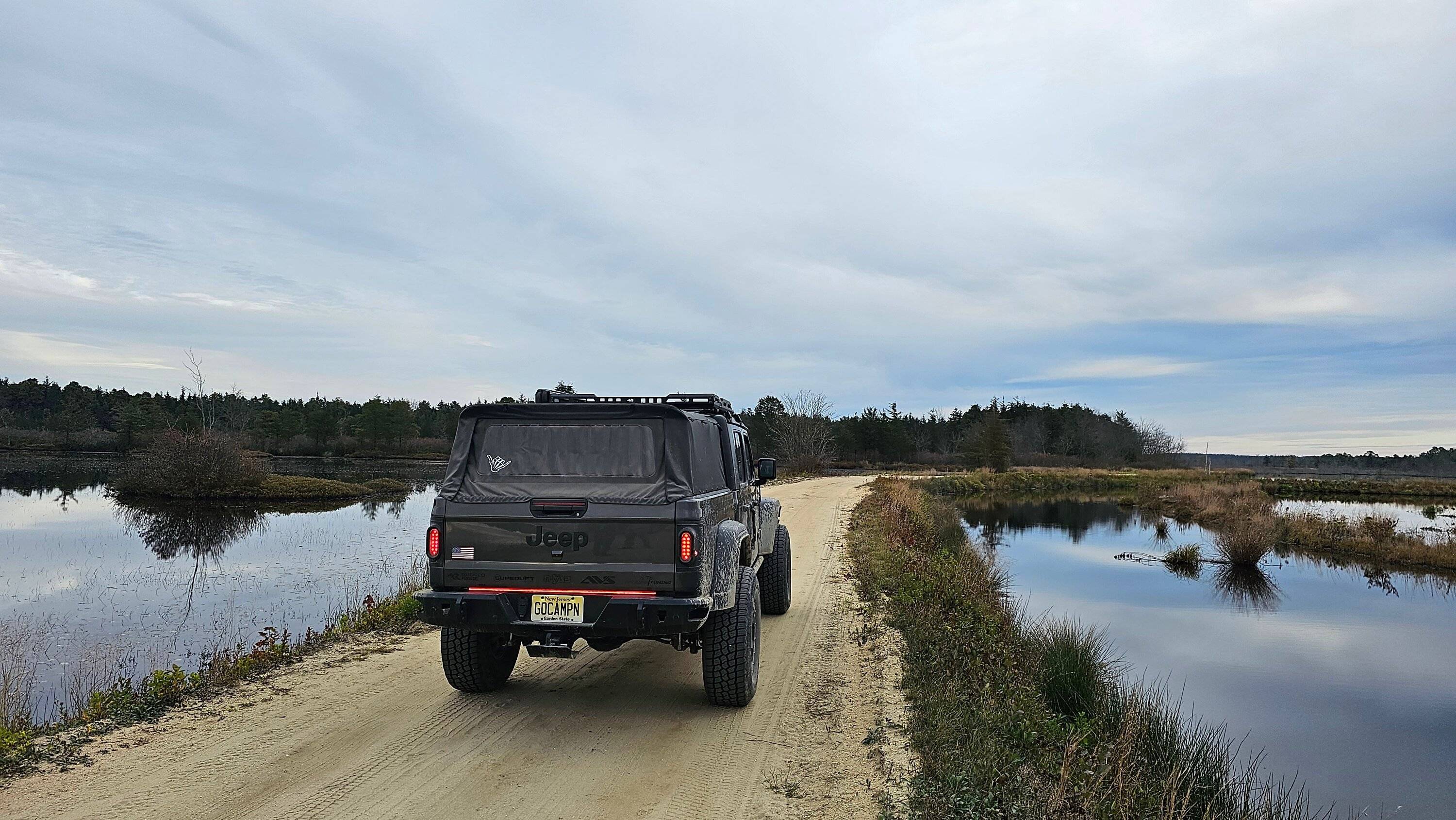 Jeep Gladiator The Trans New Jersey Trail in a JT aLsbg-rn
