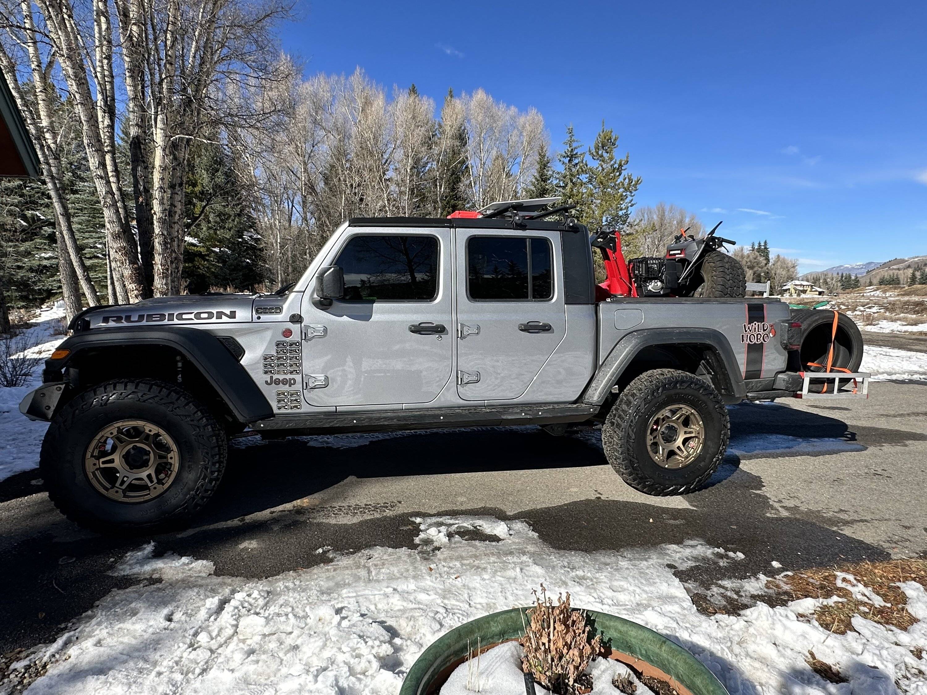 Jeep Gladiator Anyone running Teraflex Nomad wheels IMG_7929