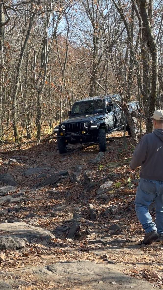 Jeep Gladiator AOAA new Badge of Honor trails November 11, 2023 at 9 AM 7538E987-5ED3-4CFE-B160-4B3BA8E63634_1_105_c