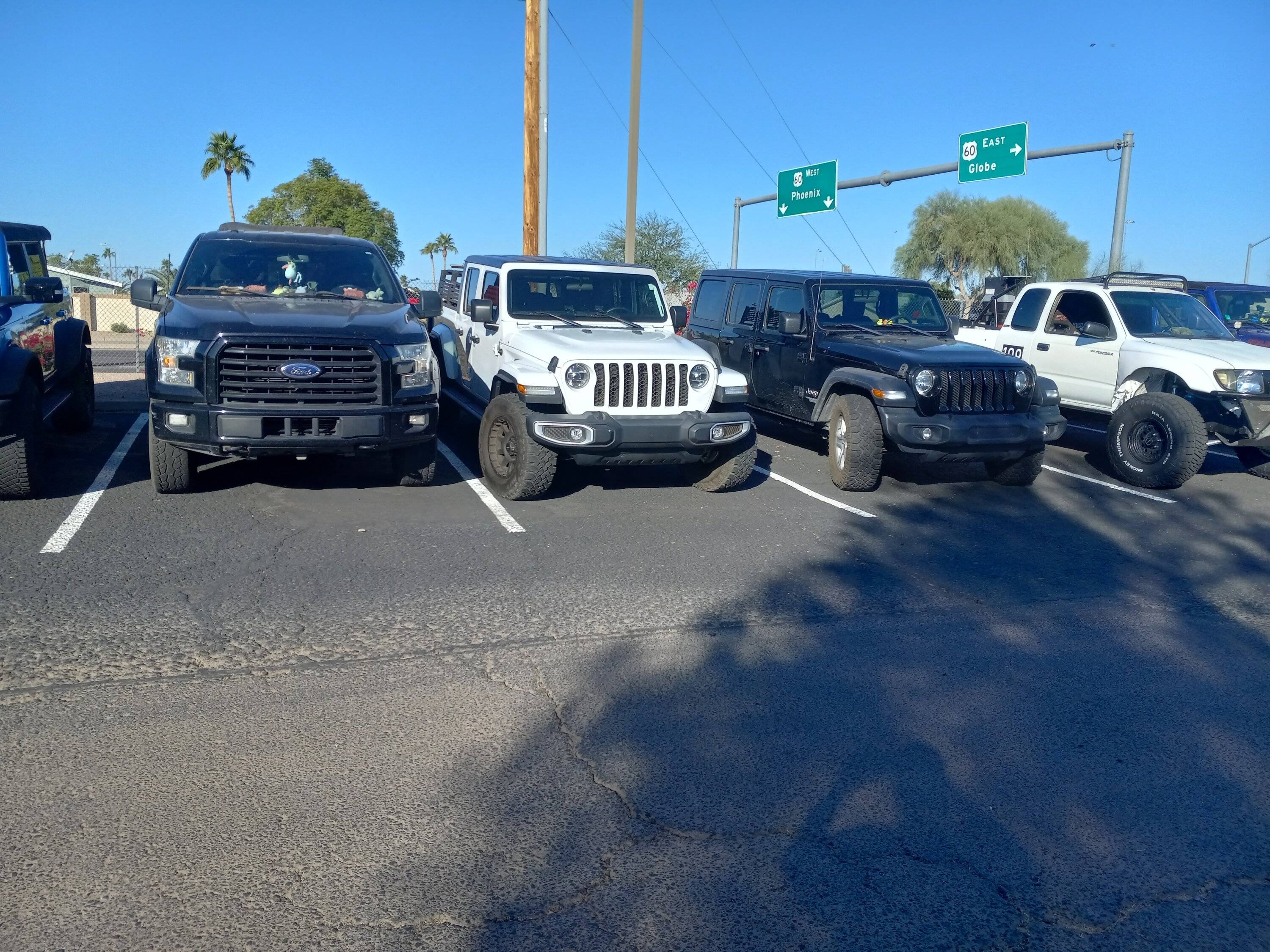Jeep Gladiator What did you do WITH your Gladiator today? 20231111_090850