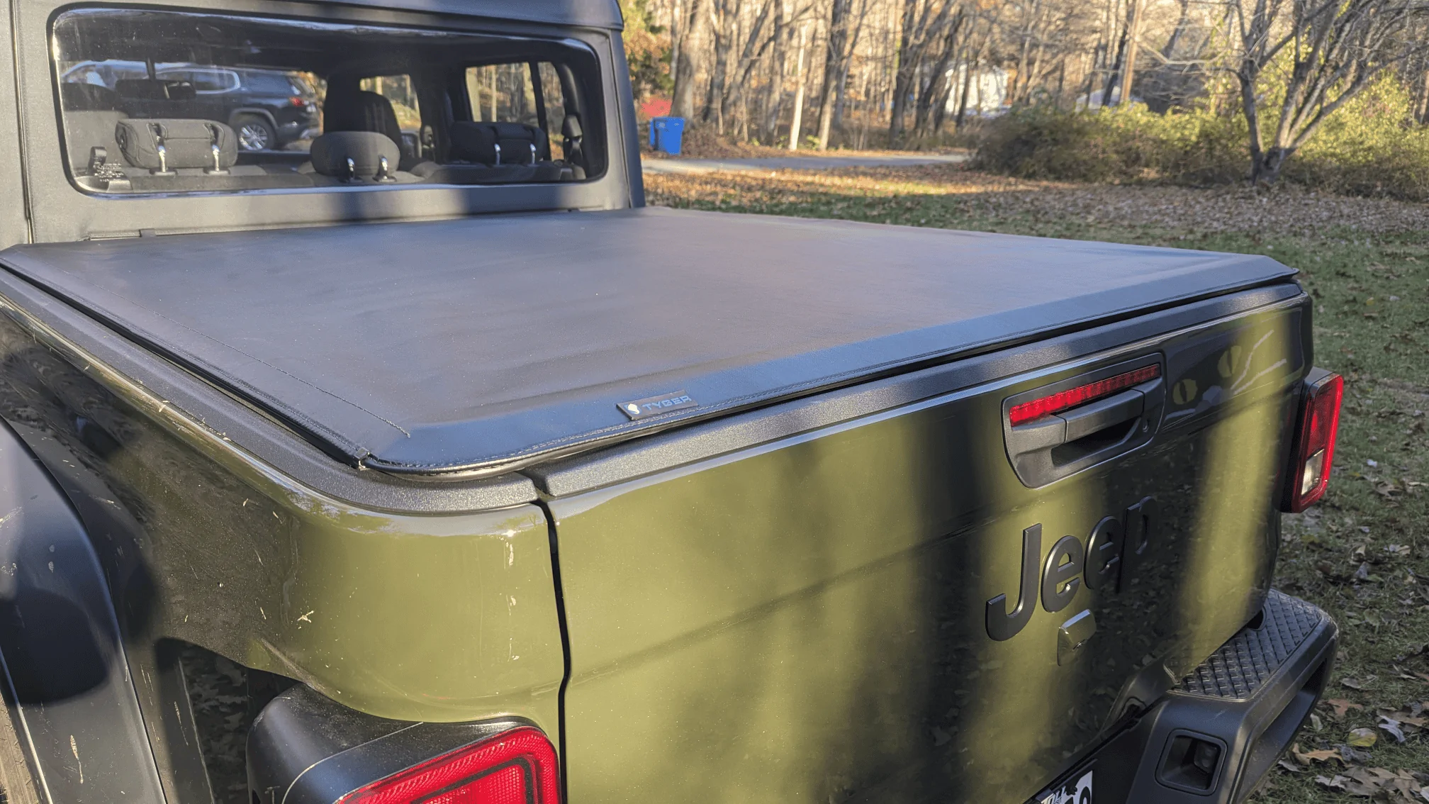 Jeep Gladiator Cheapy softy? 1699827401841