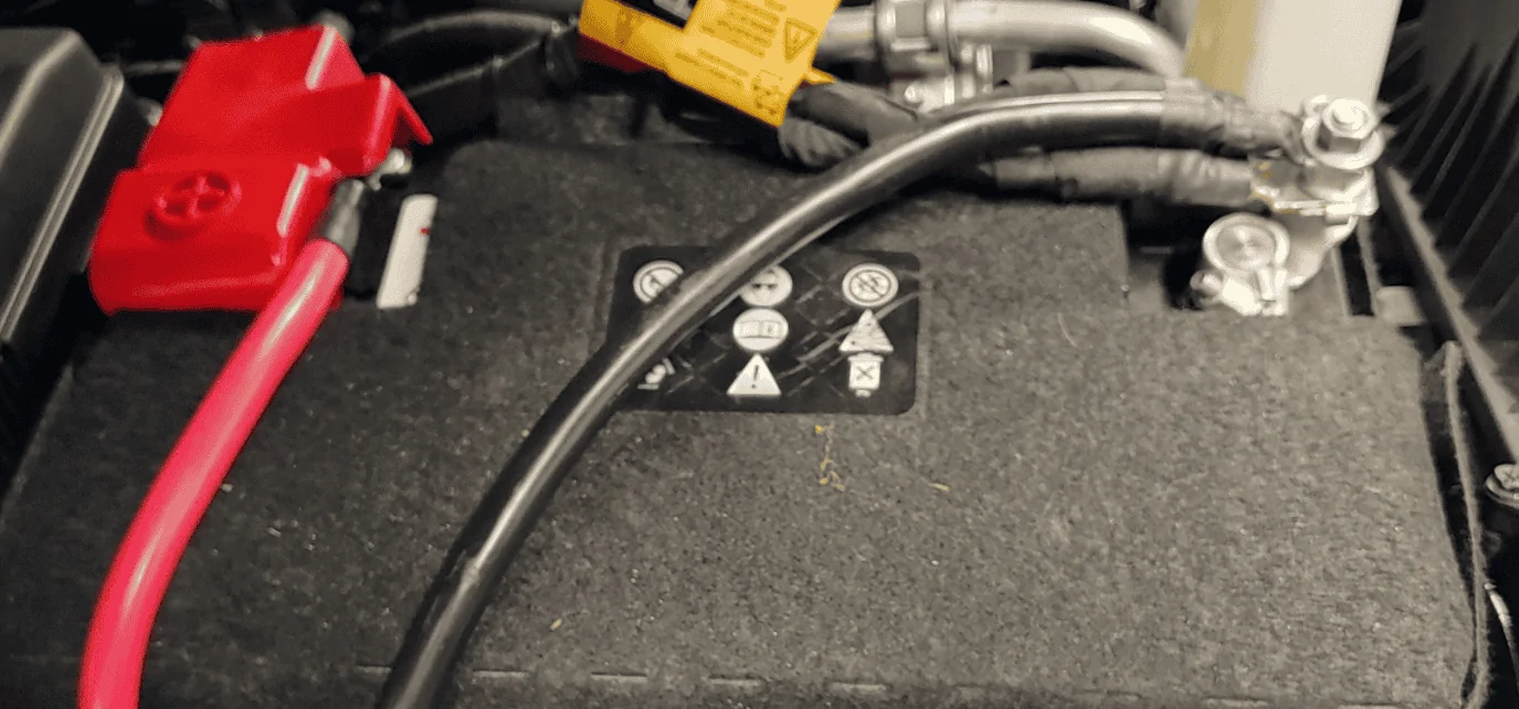 Jeep Gladiator Battery mounting from 12k winch 1699828051889