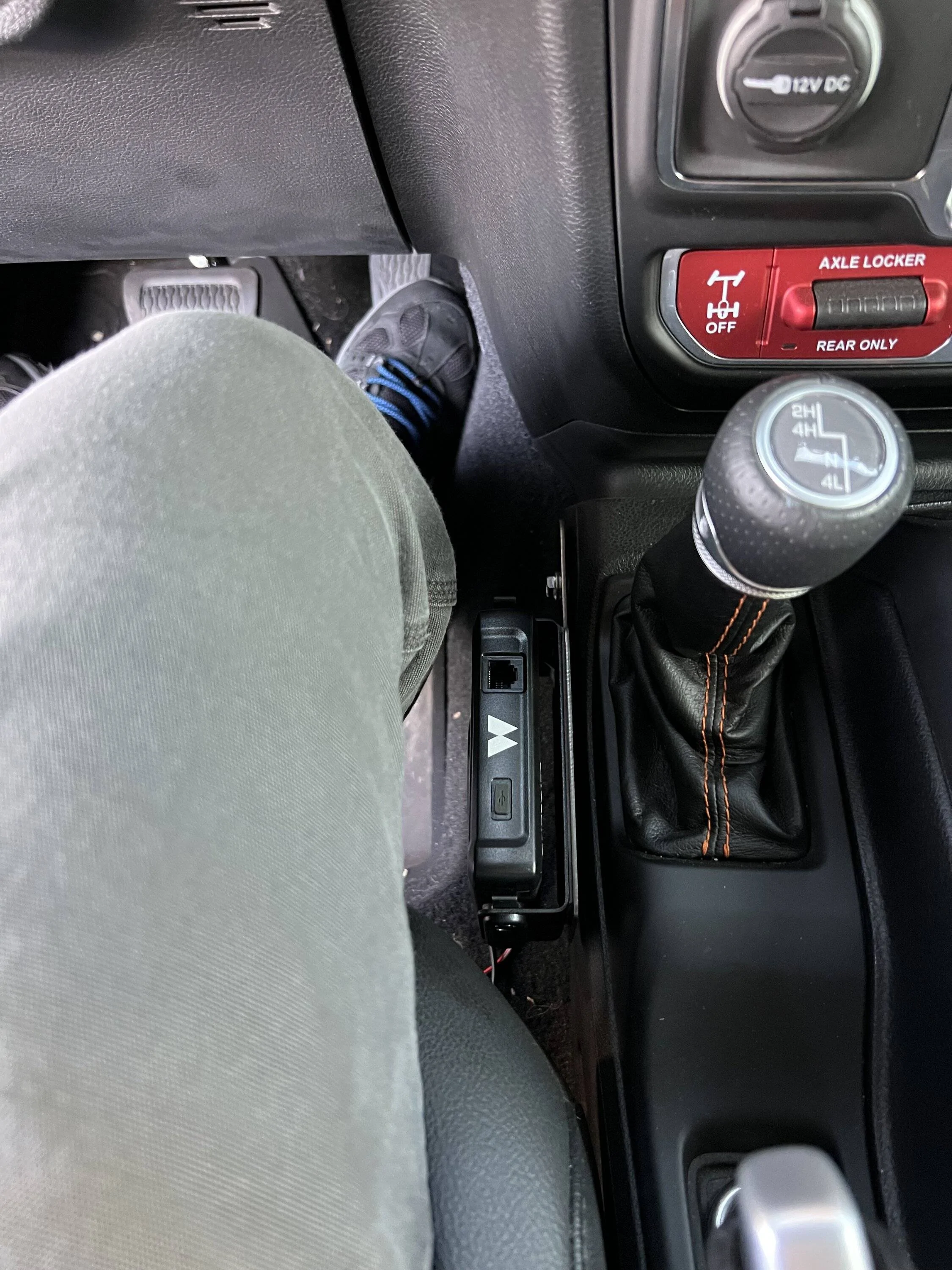 Jeep Gladiator DIY Midland radio mount IMG_6007