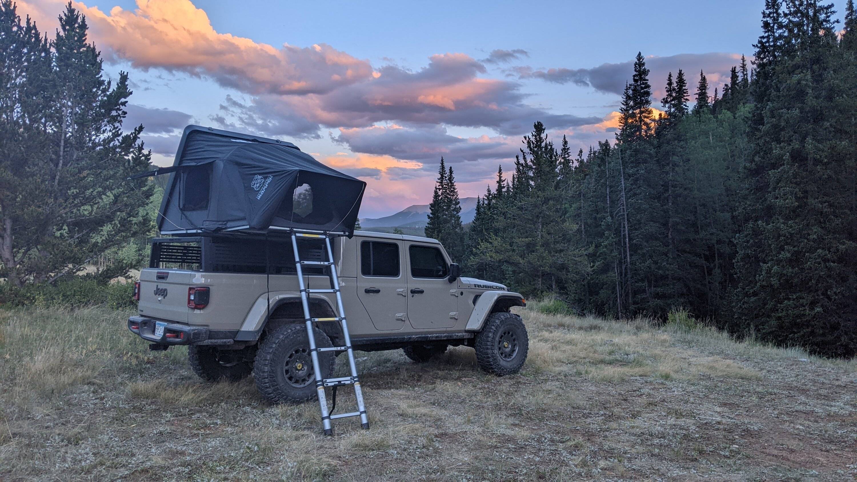 Jeep Gladiator Gladiator bed racks PXL_20230820_015050002.NIGHT