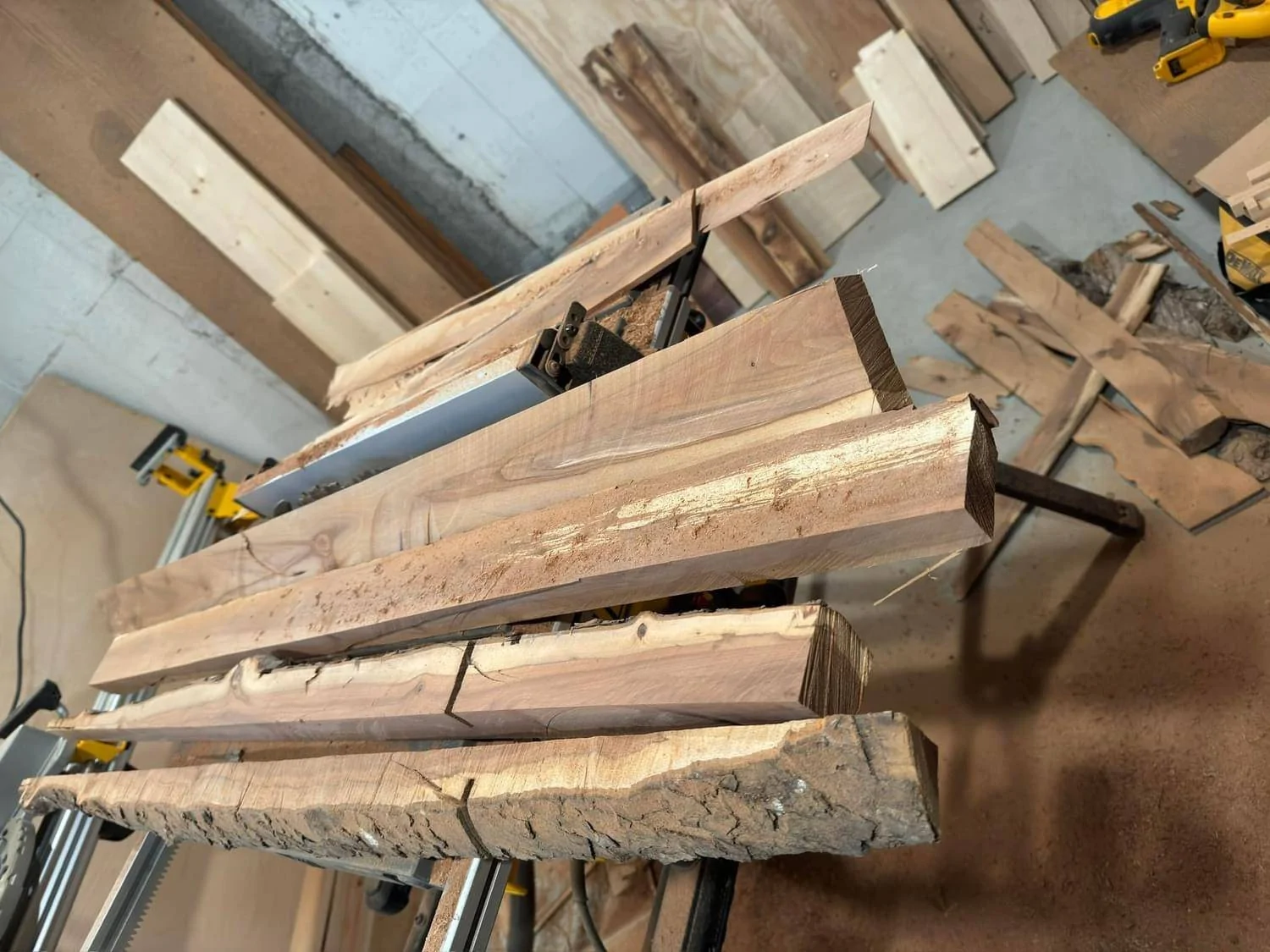 Jeep Gladiator Woodworking suggestions needed IMG_3055
