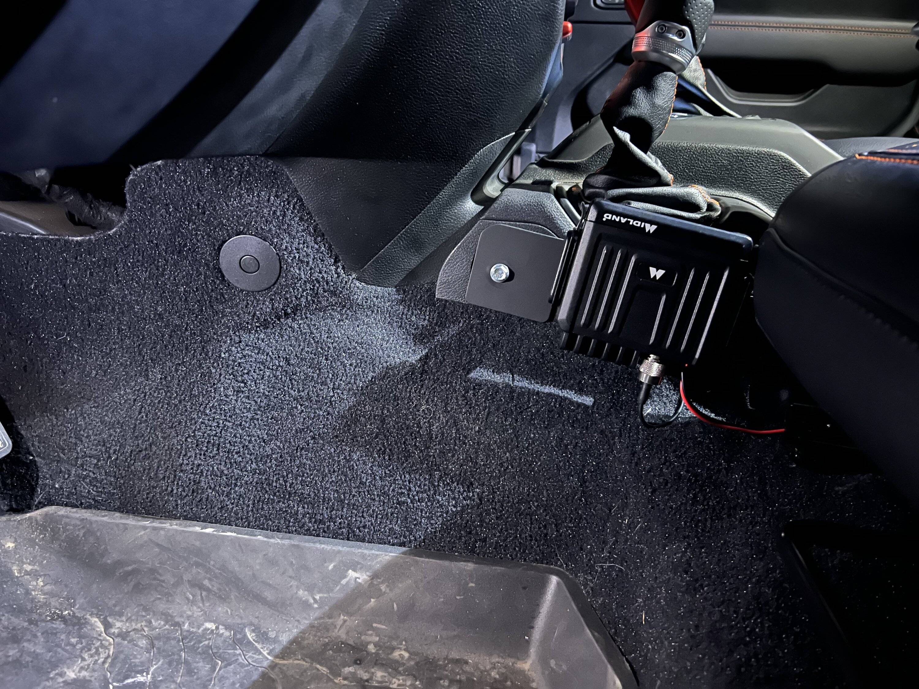 Jeep Gladiator DIY Midland radio mount IMG_6025