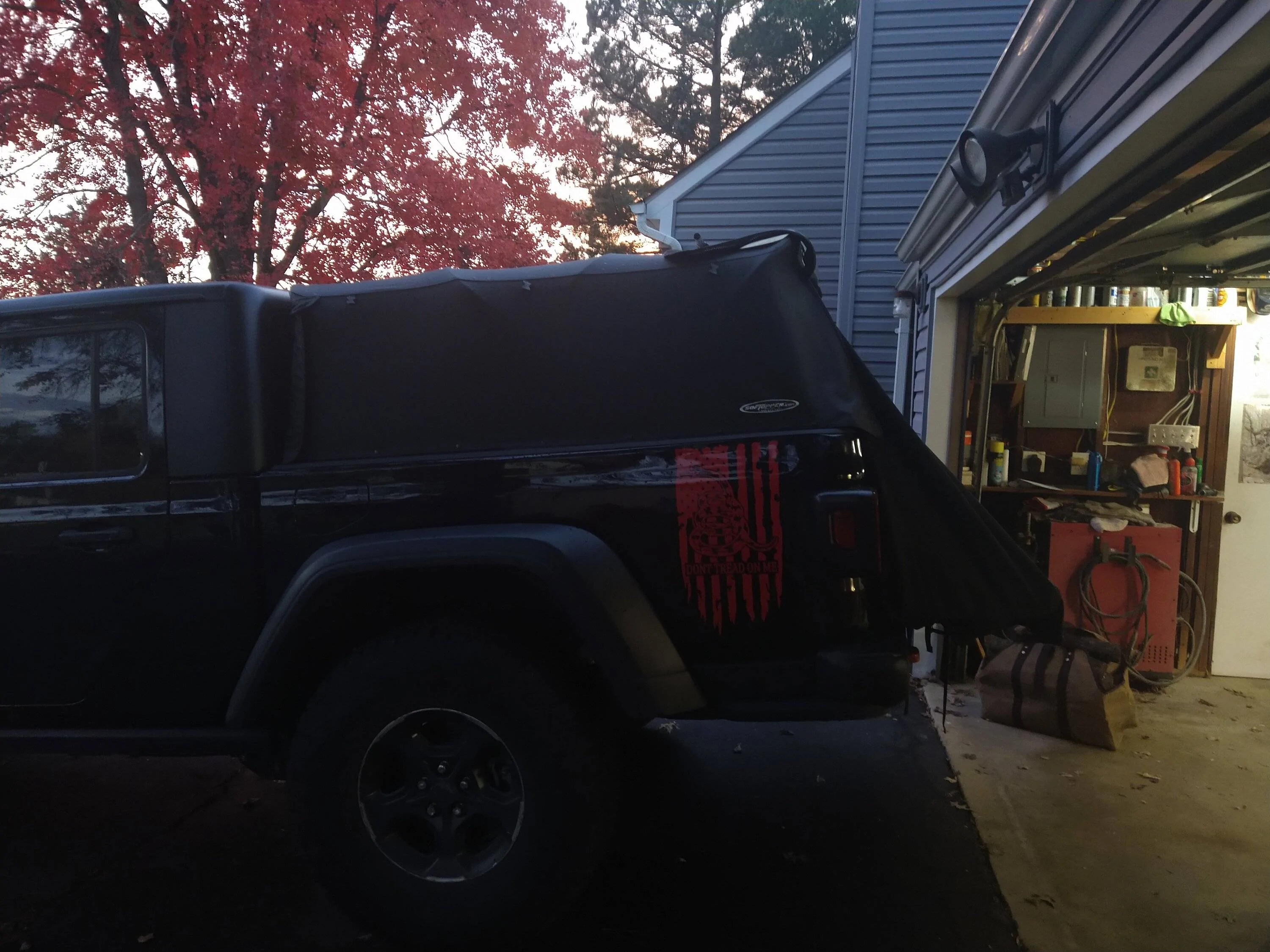 Jeep Gladiator Tailgate Tent IMG_20231109_170852140