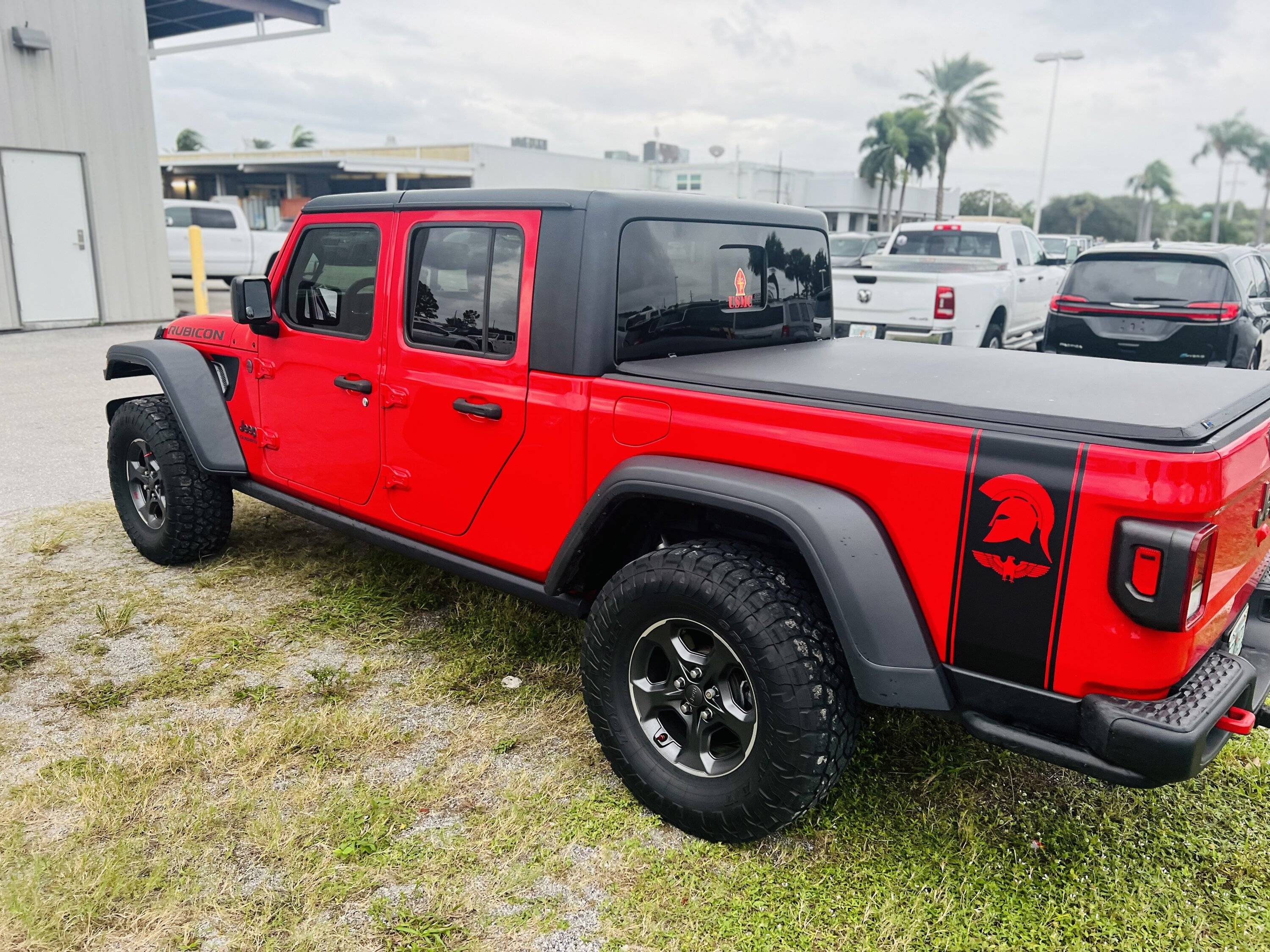 Jeep Gladiator Need help! Gladiator Graphics IMG_7413