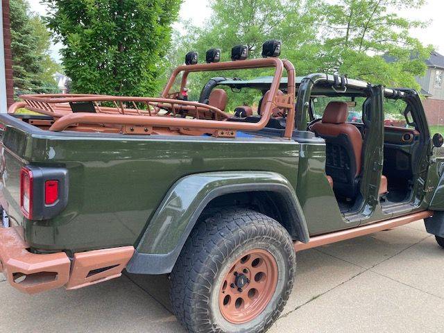 Jeep Gladiator Roll Bar with My X4 rolling cover Jeep b4 Drummond 2023