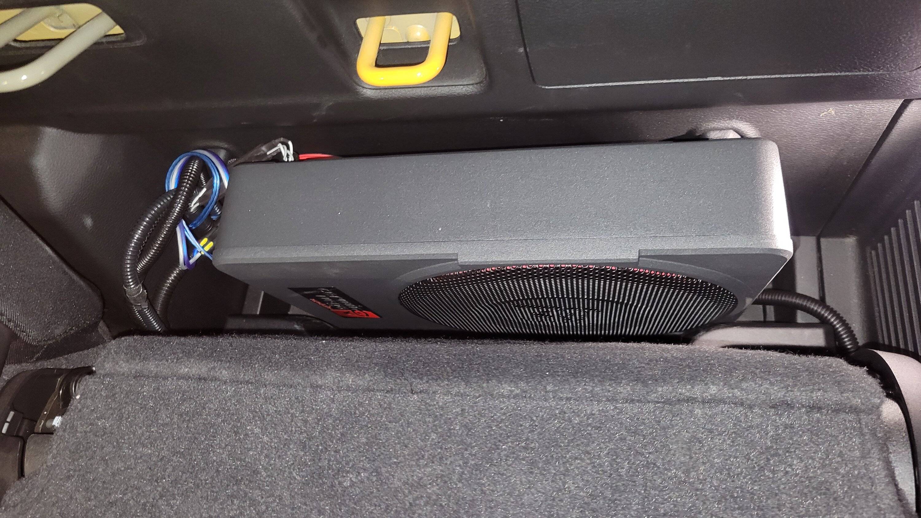 Jeep Gladiator Alpine radio worth it 20231117_101411