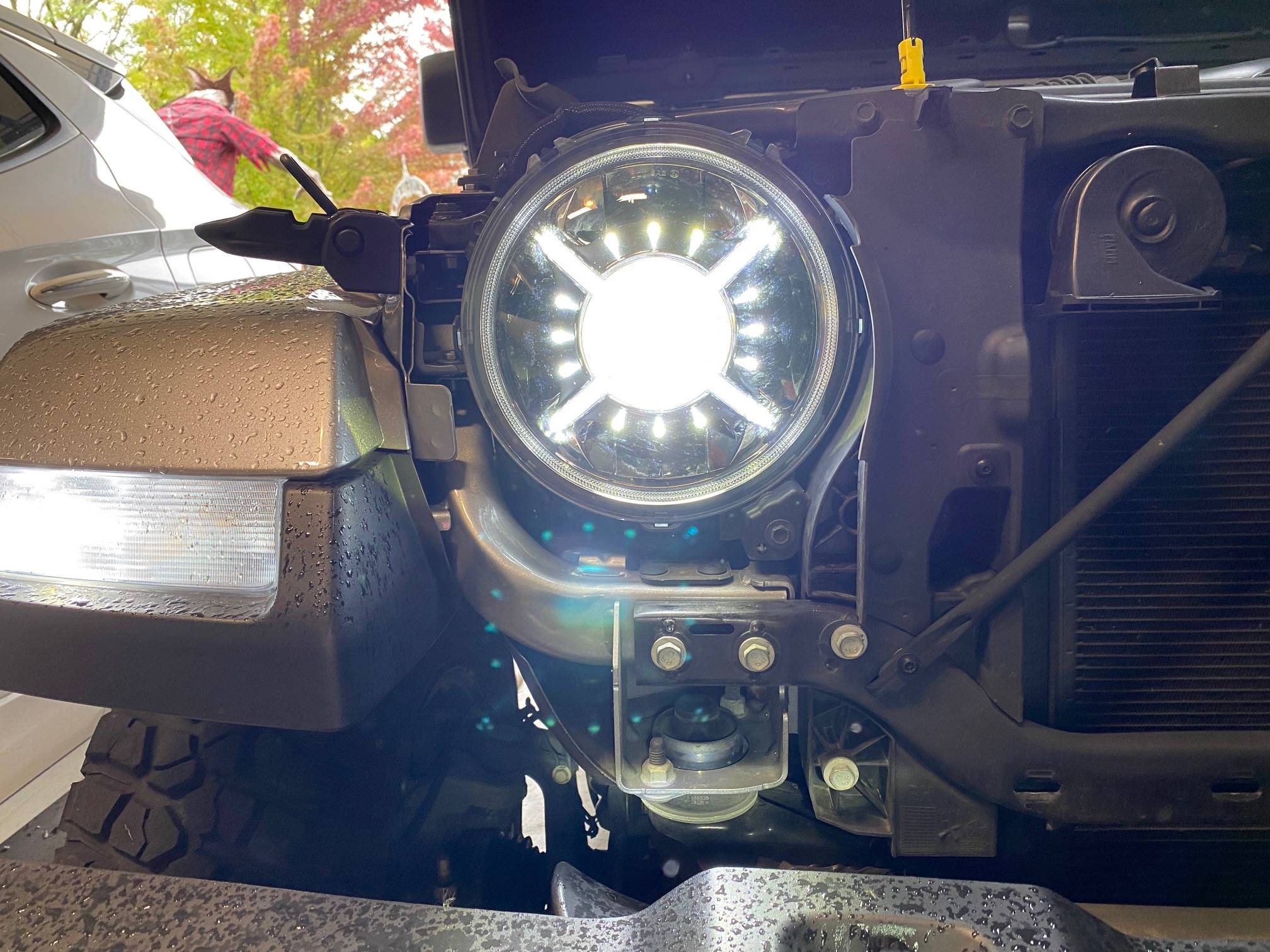 Jeep Gladiator USED Rough Country 9” LED Headlights Jeep Headlights used 4