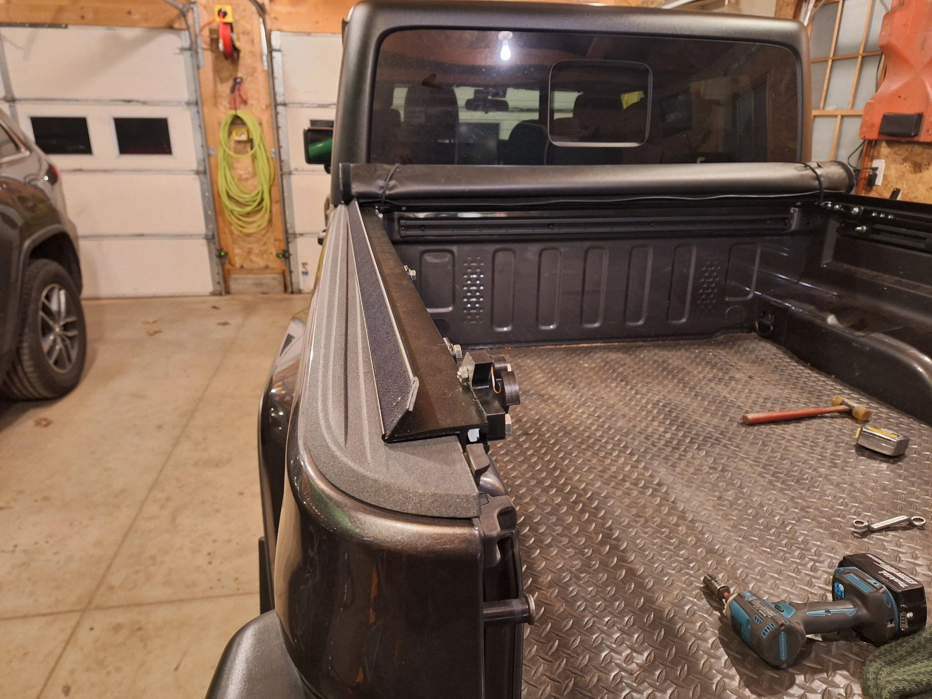 Jeep Gladiator My Experience with The Fas-Top Traveler (combination tonneau and topper) 20231114_215925