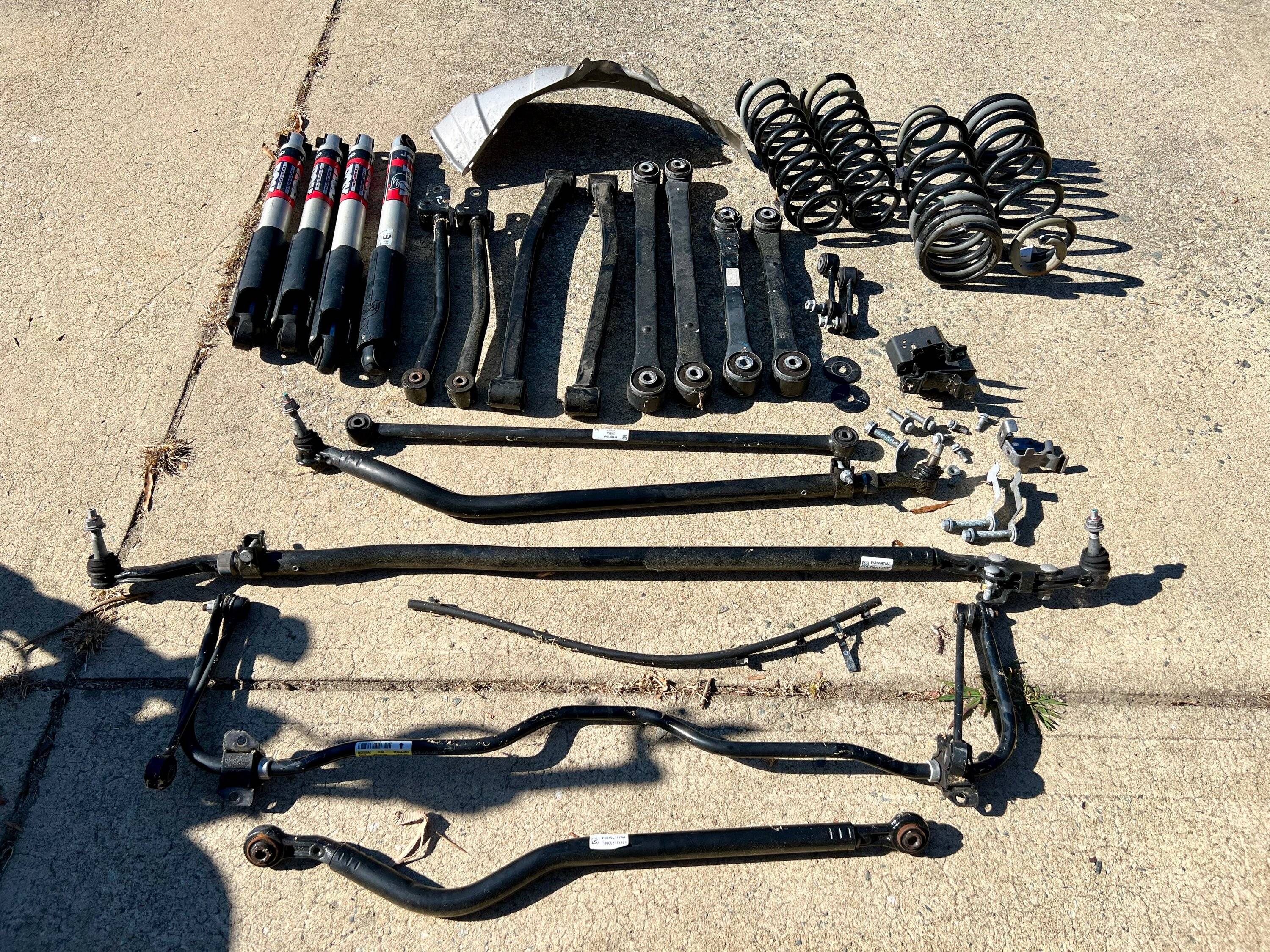 Jeep Gladiator FREE! 2021 Jeep Gladiator Diesel Rubicon Suspension, Etc. IMG_2498