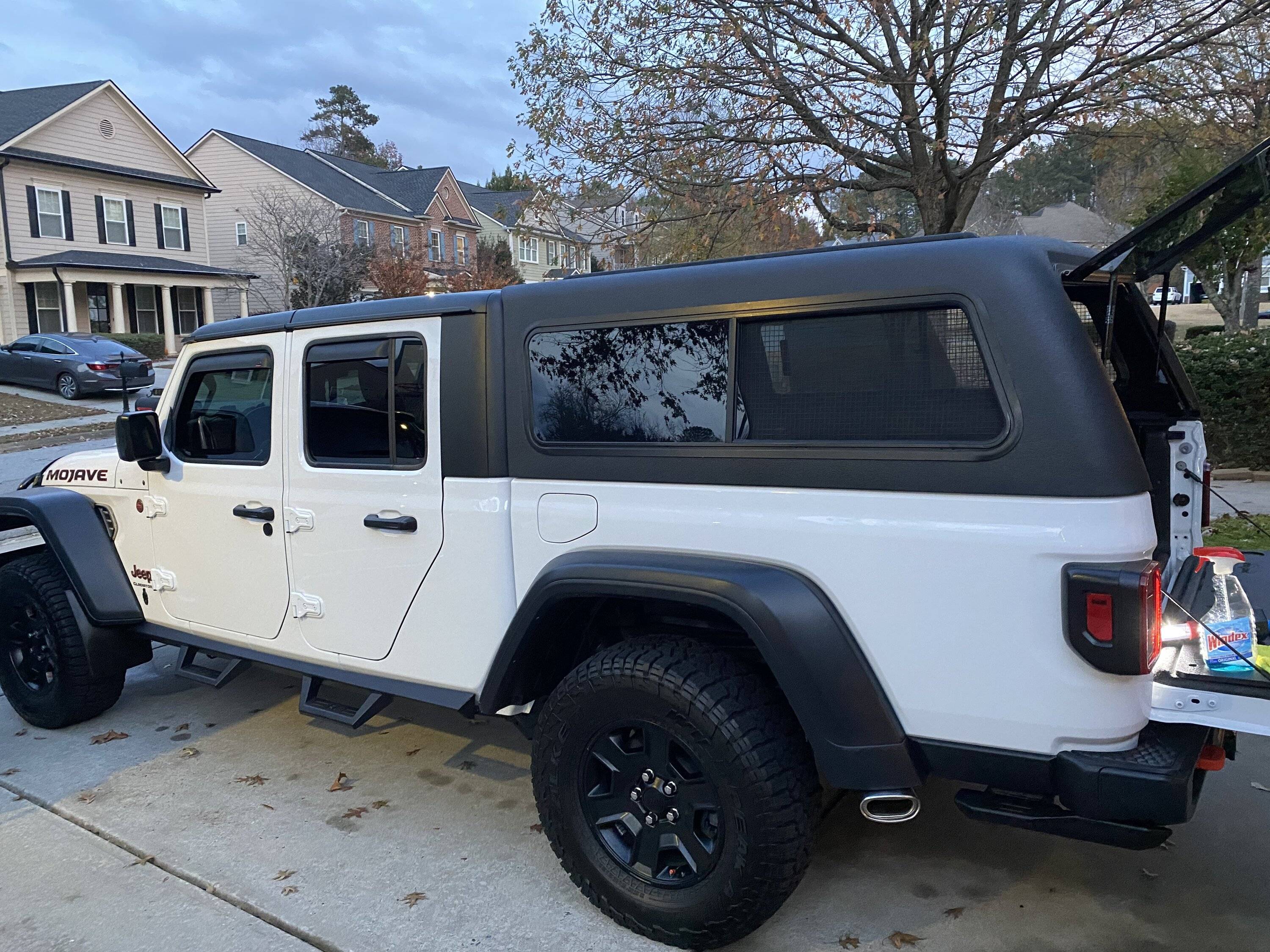 Jeep Gladiator Mojave with NEW A.R.E camper shell IMG_5109