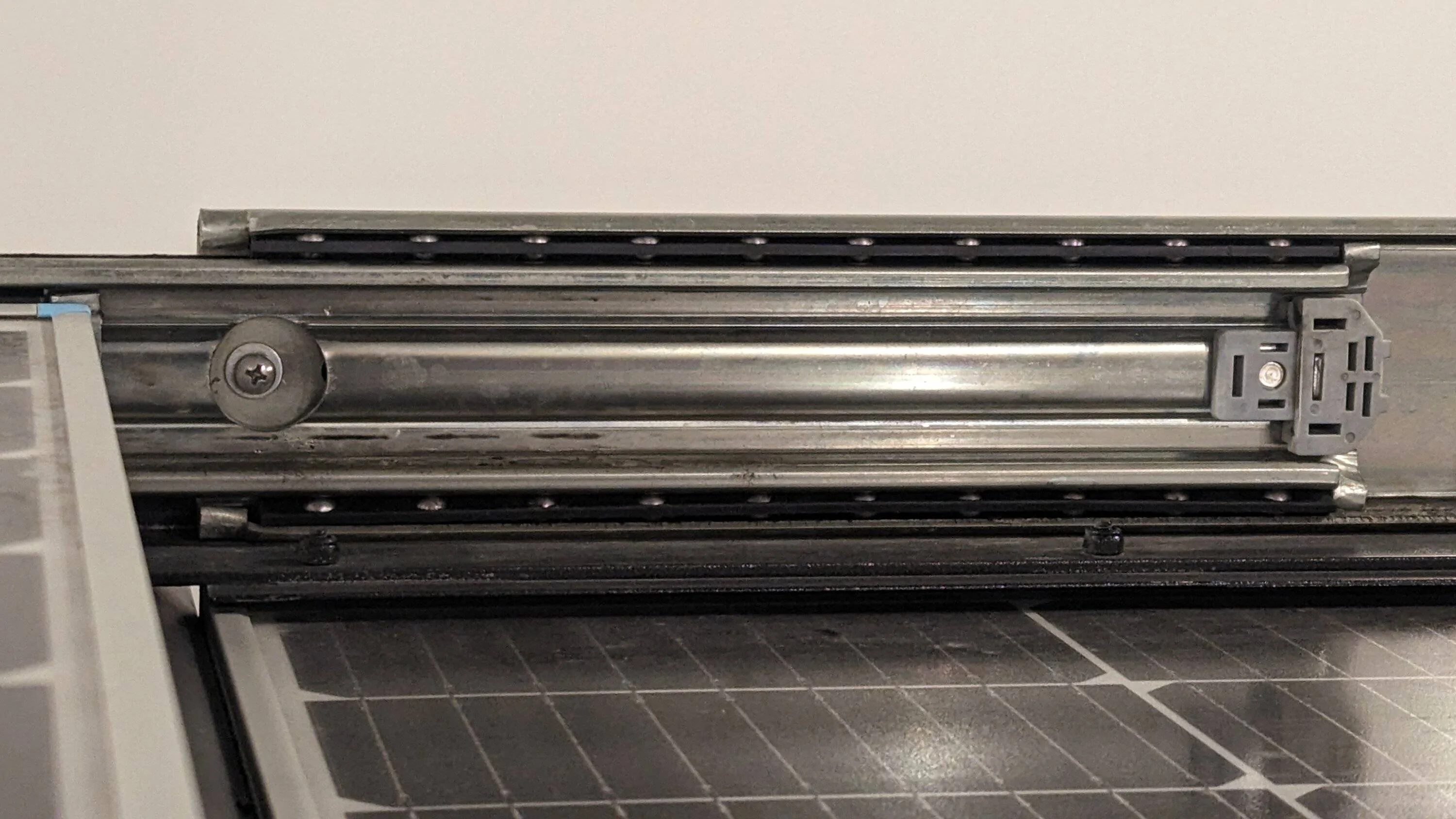 Jeep Gladiator Sourcing drawer slides PXL_20231123_045851770