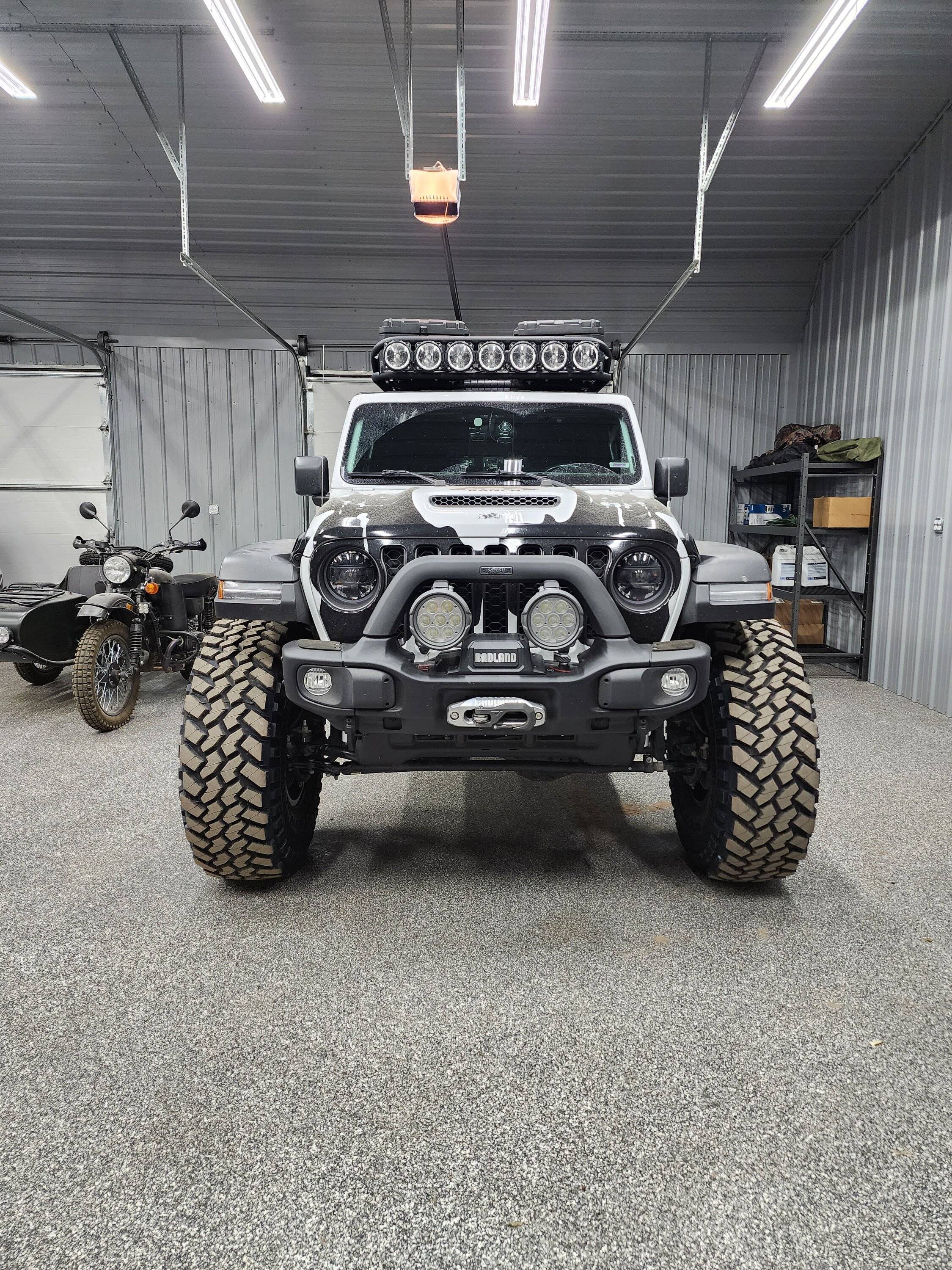 Jeep Gladiator Jeep gladiator mojave 3 inch aev lift on 40s 20231120_222052