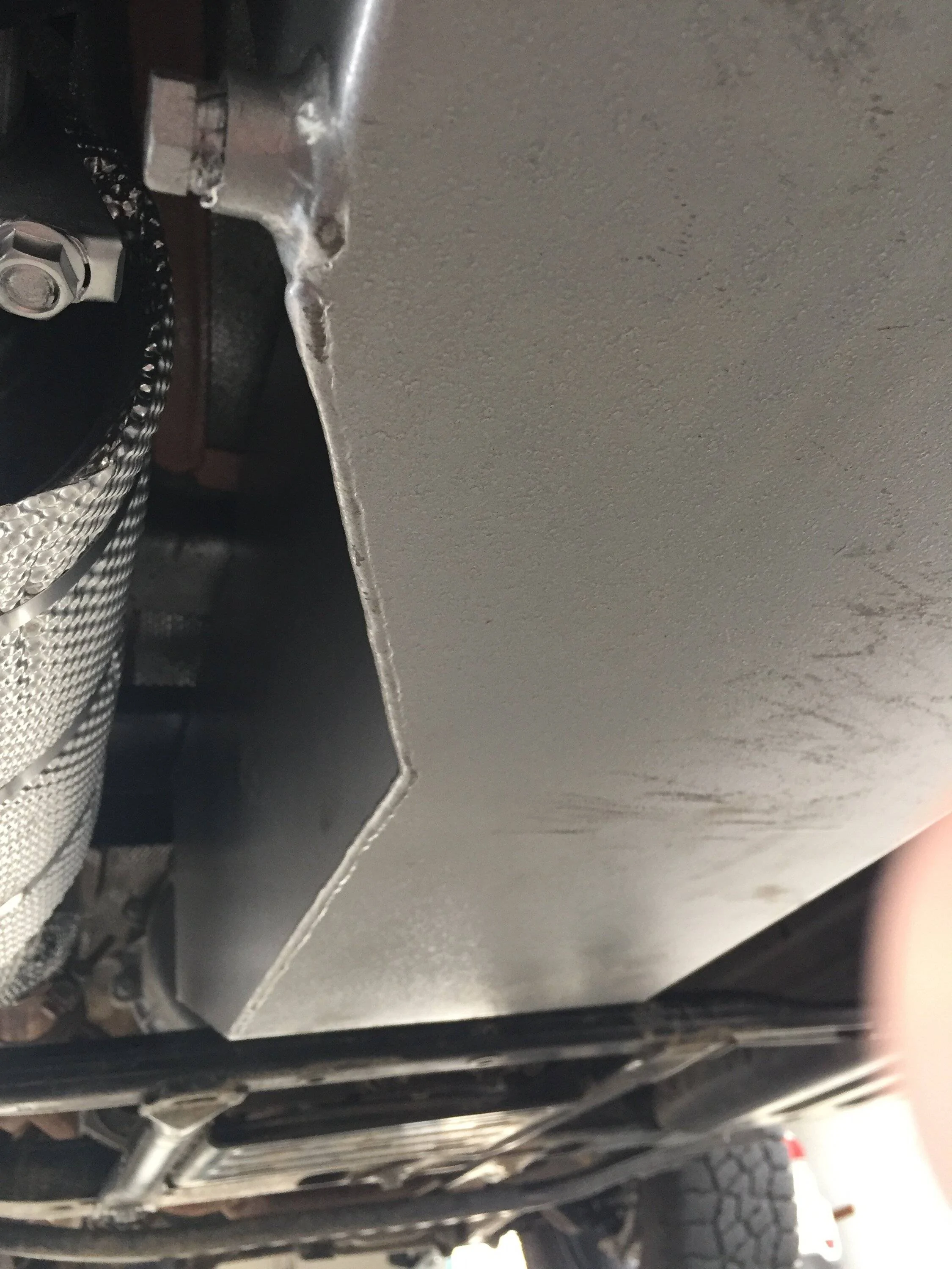 Jeep Gladiator auxiliary fuel tank IMG_4237