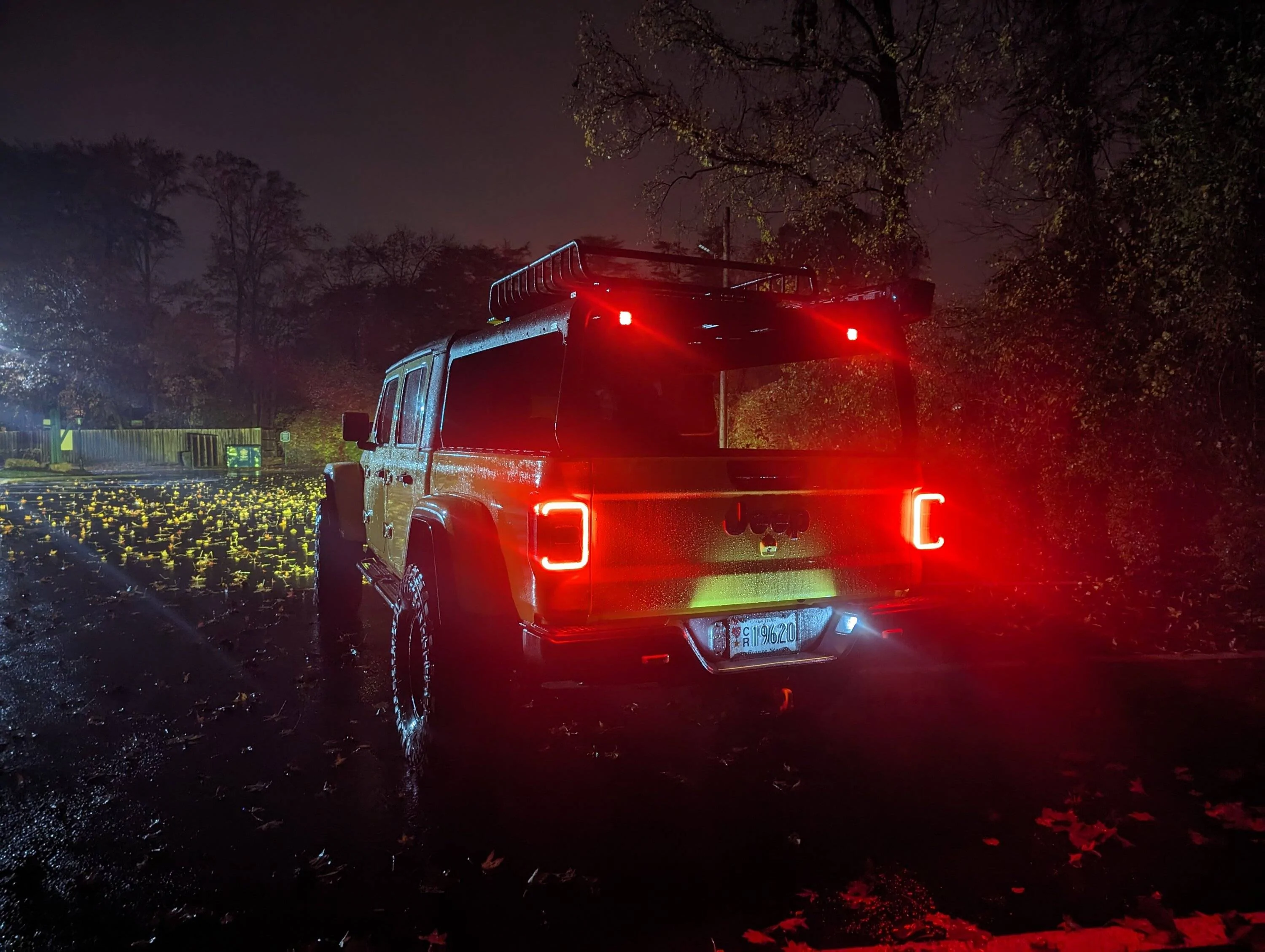 Jeep Gladiator HIGH VELOCITY YELLOW Gladiator JT Club PXL_20231121_230557391