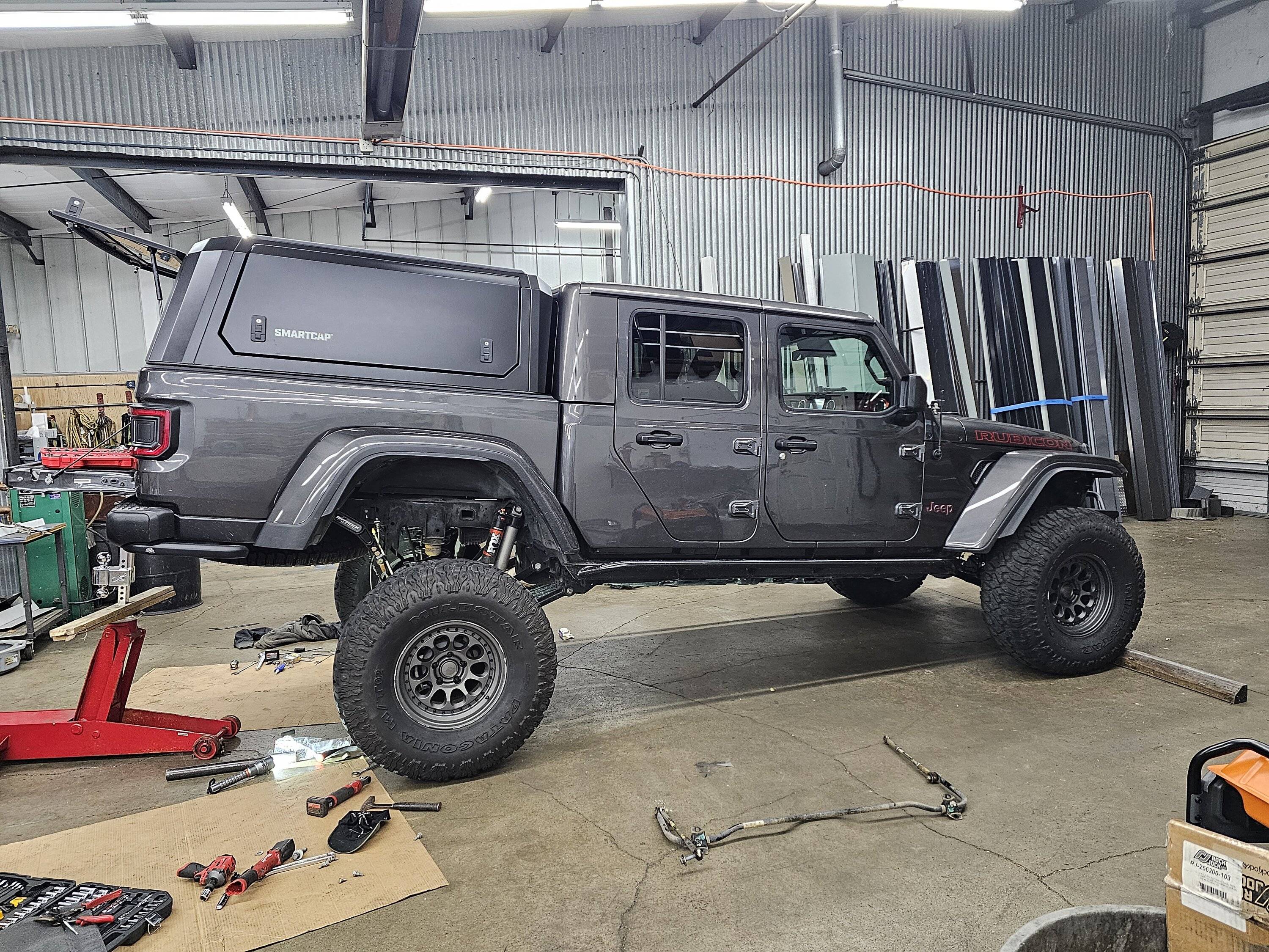 Jeep Gladiator Rockjock Antirock rear HD. 20231124_130912