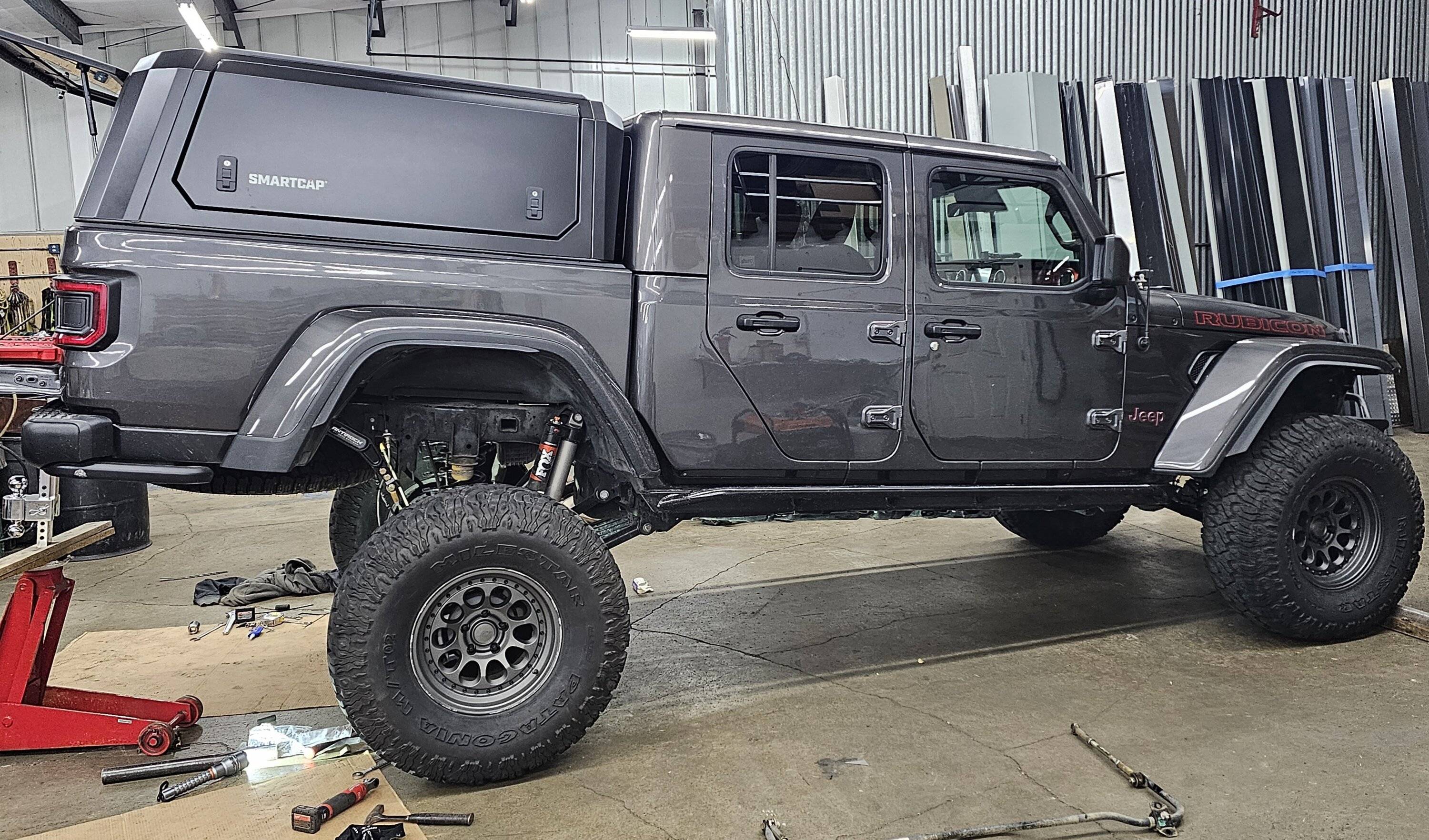Jeep Gladiator Rockjock Antirock rear HD. 20231124_130912